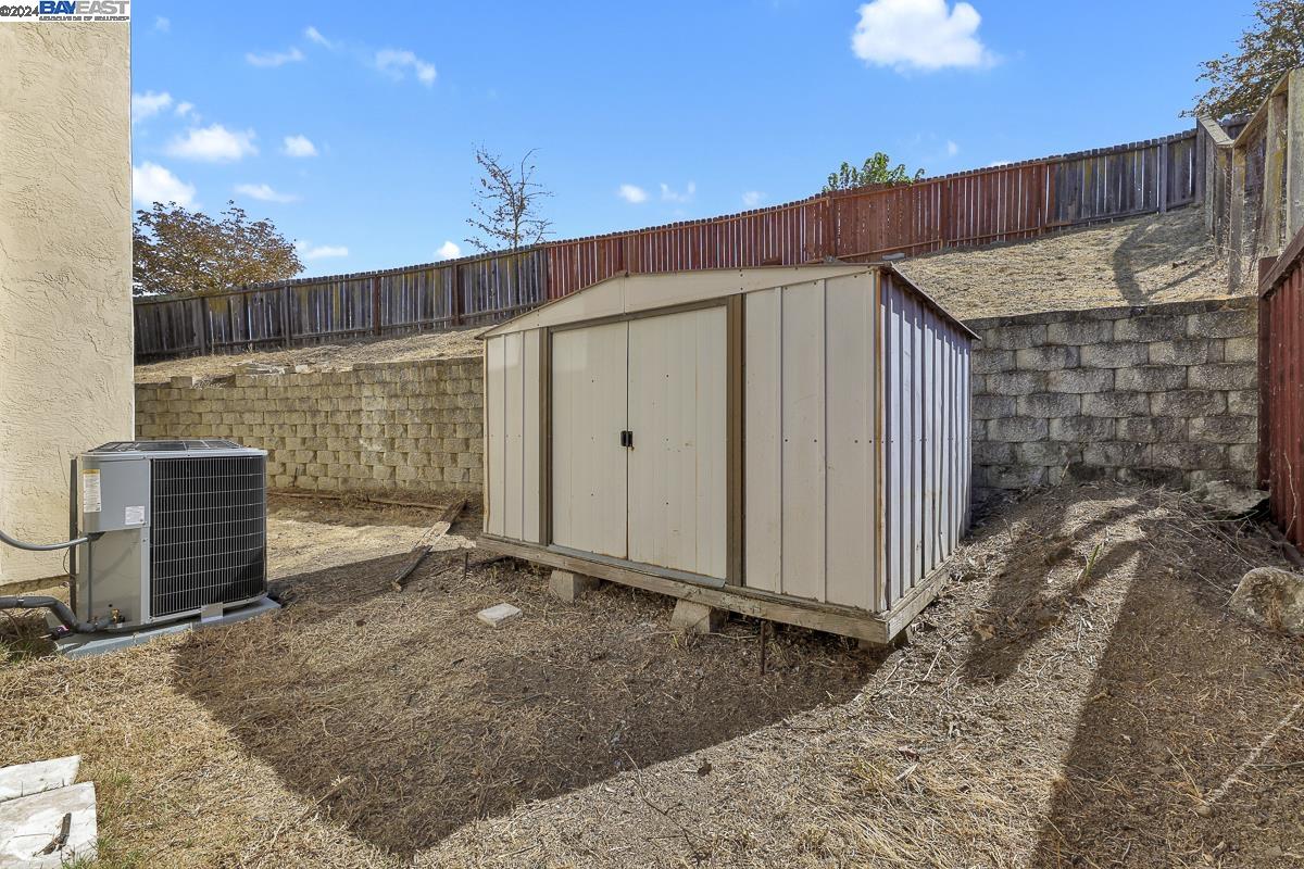 115 Matthew Ct