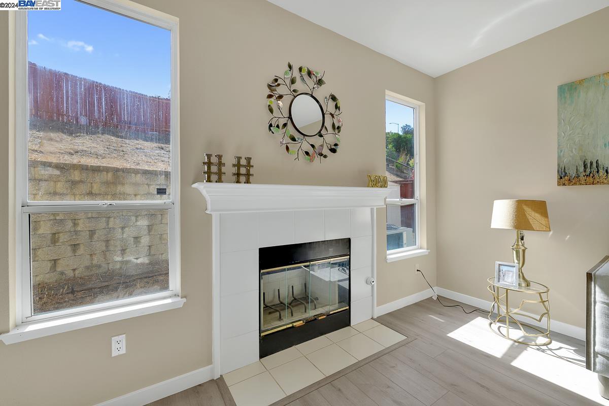 115 Matthew Ct