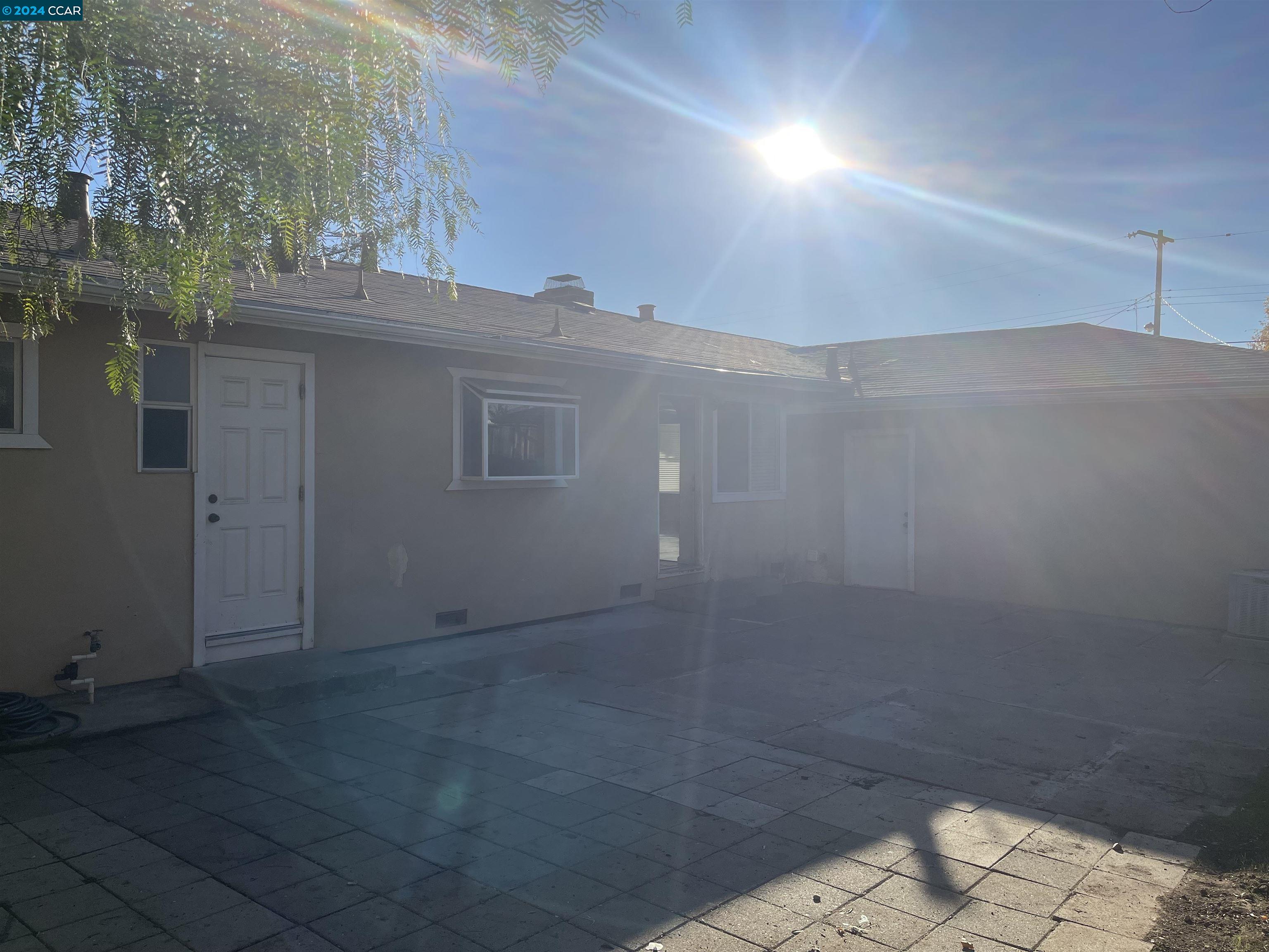 3110 Ida Dr