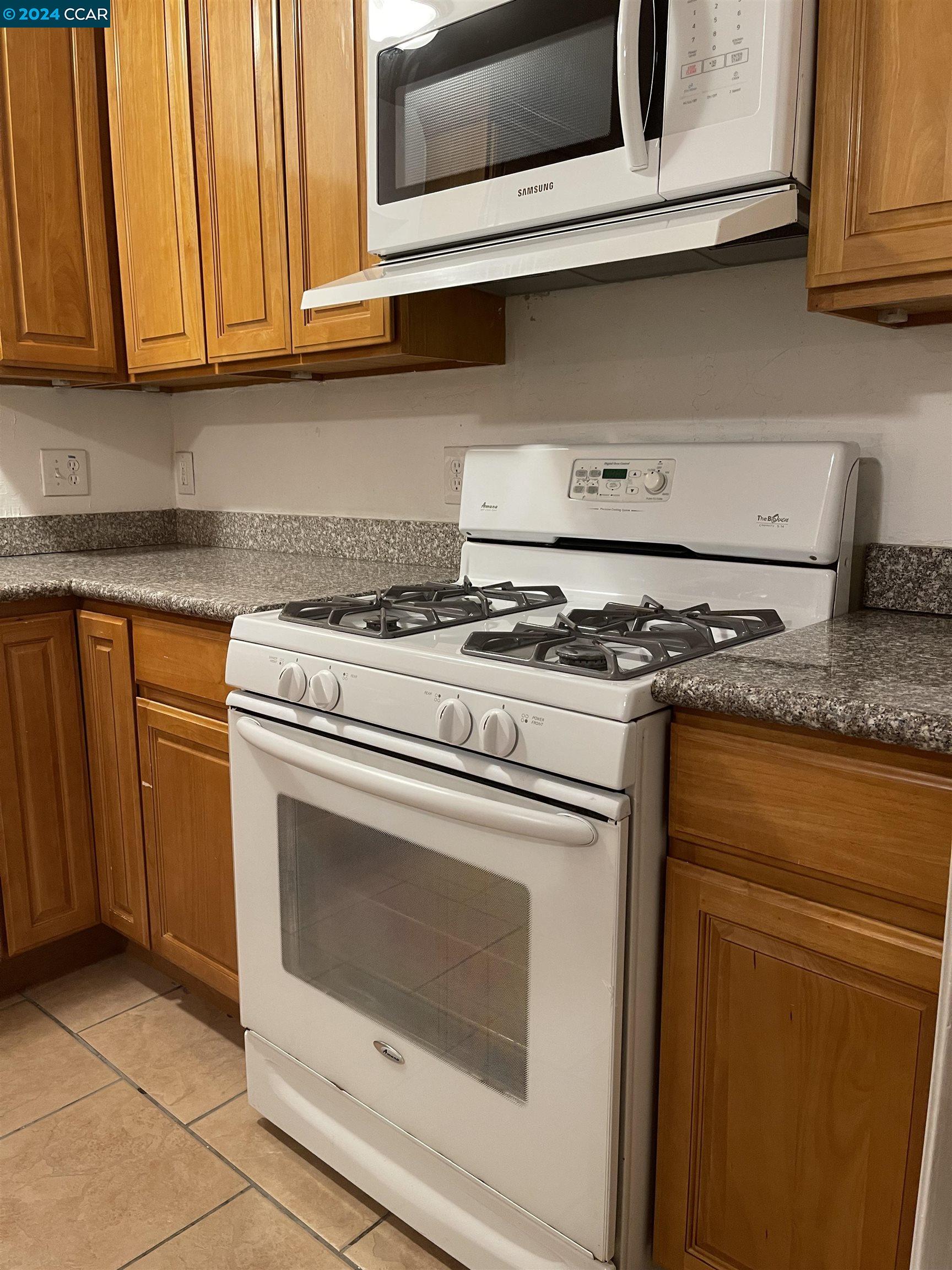 3110 Ida Dr