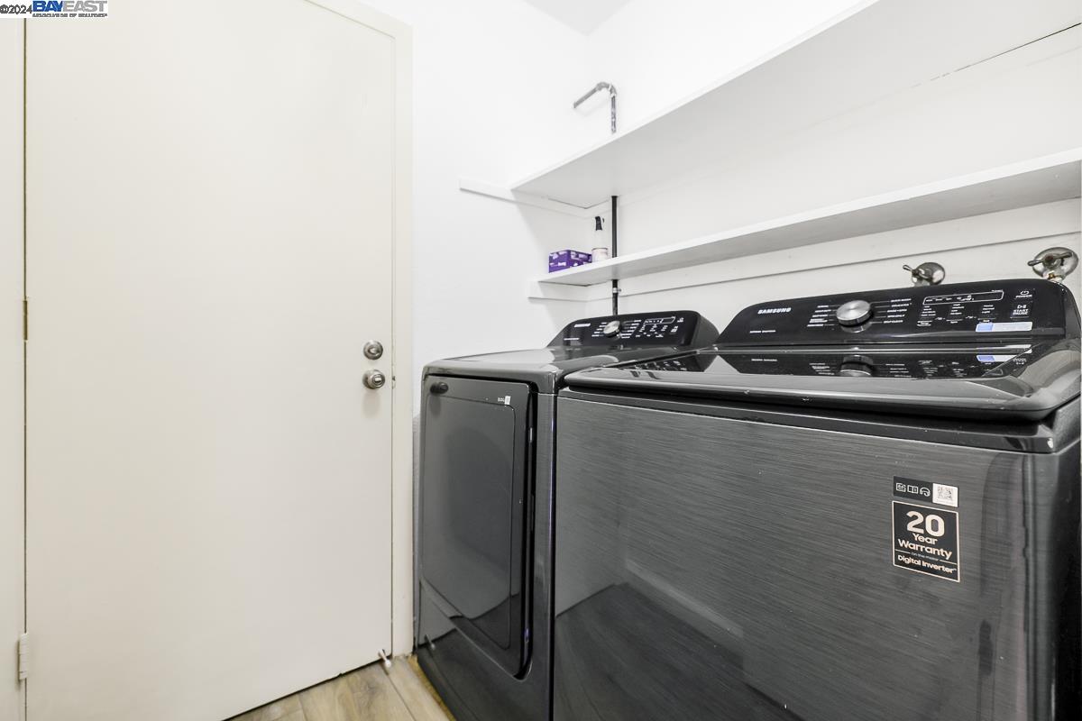 112 Oak Ct