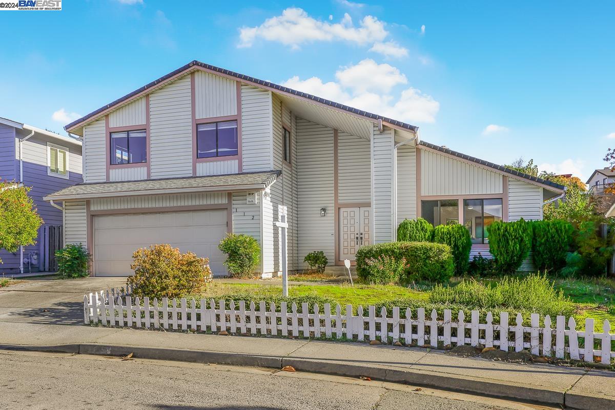 112 Oak Ct