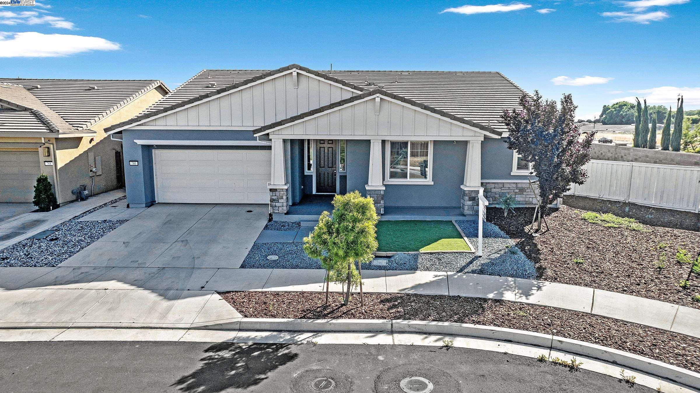 780 Chimes St.