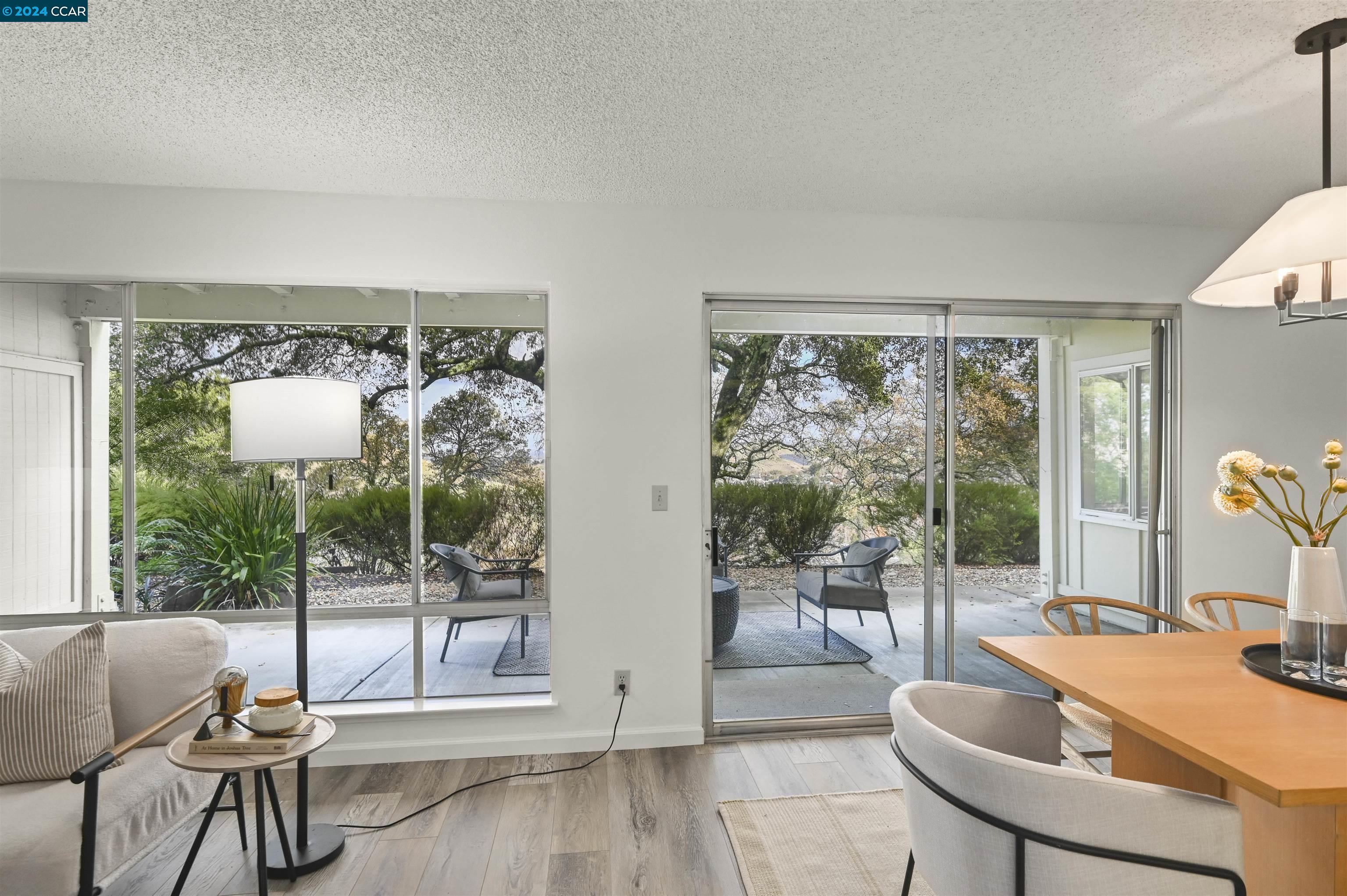 3120 Ptarmigan Dr # 4 Unit: #4
