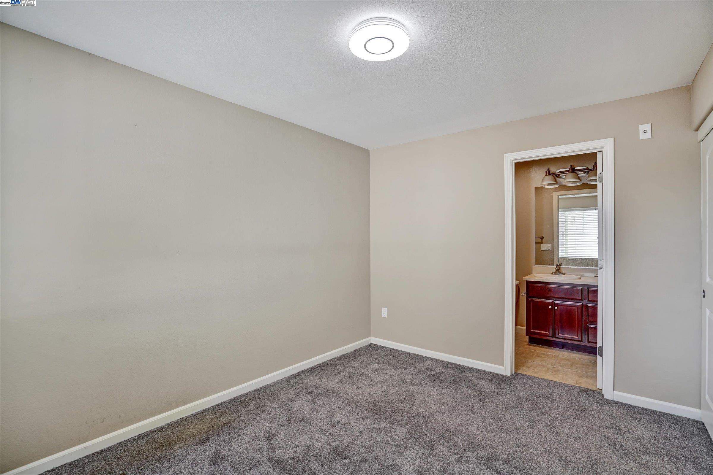 140 Selby Ln # 9