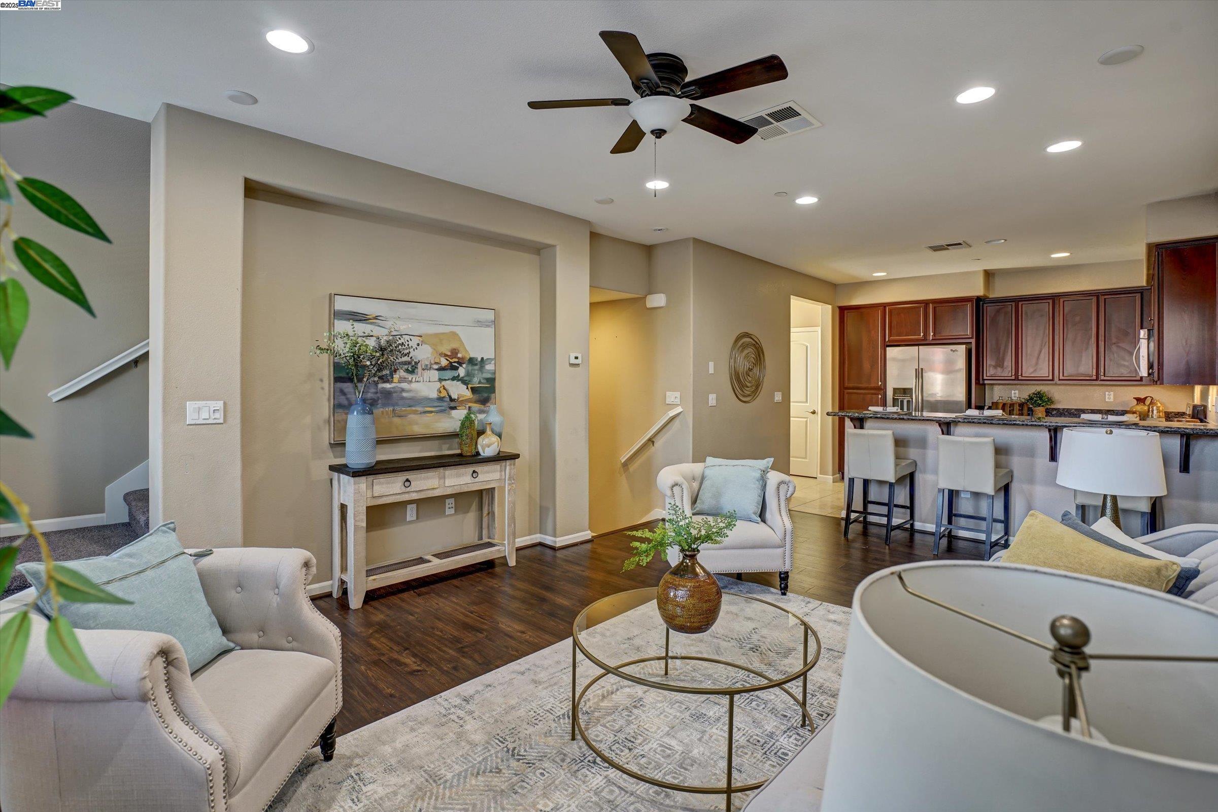 140 Selby Ln # 9