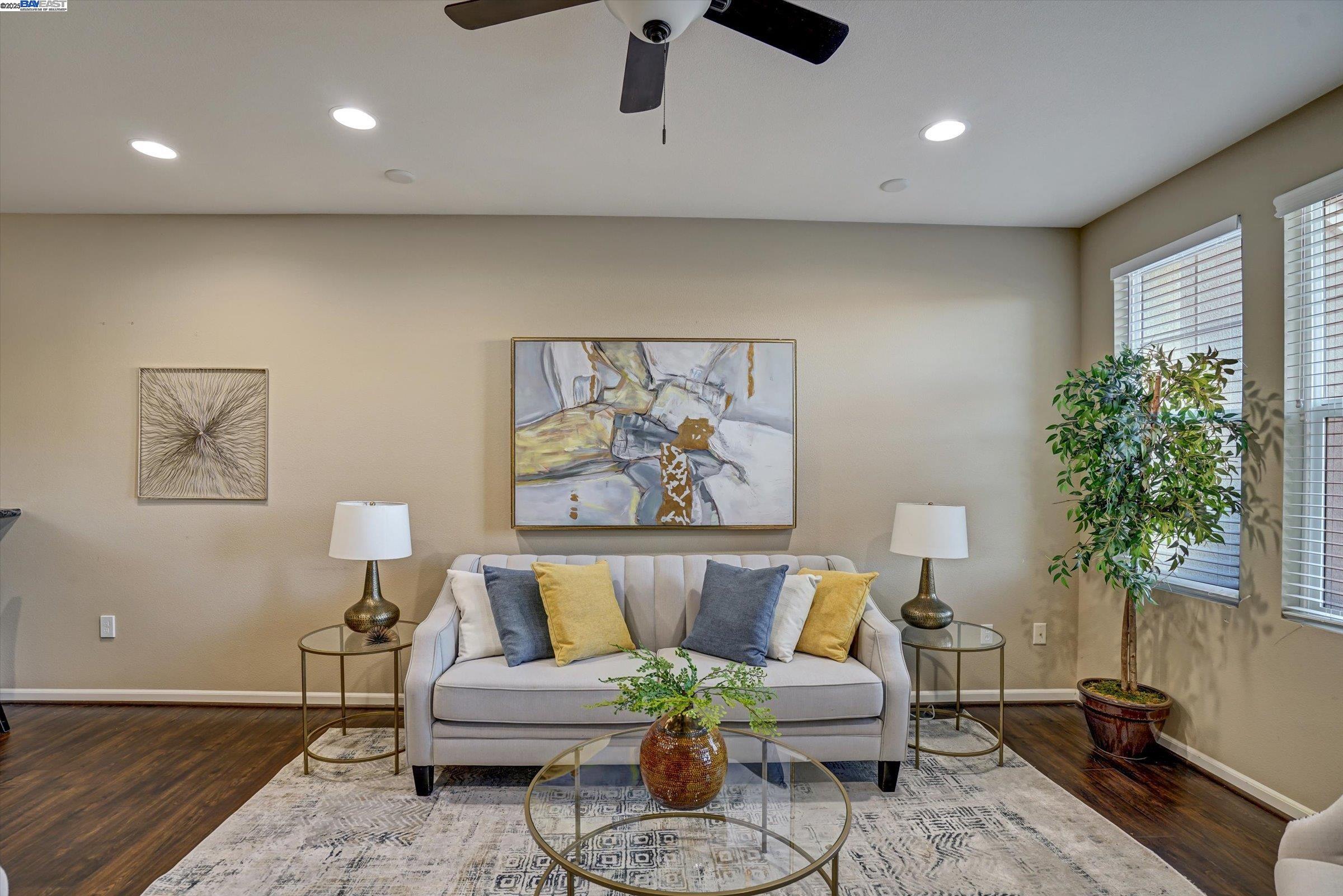 140 Selby Ln # 9
