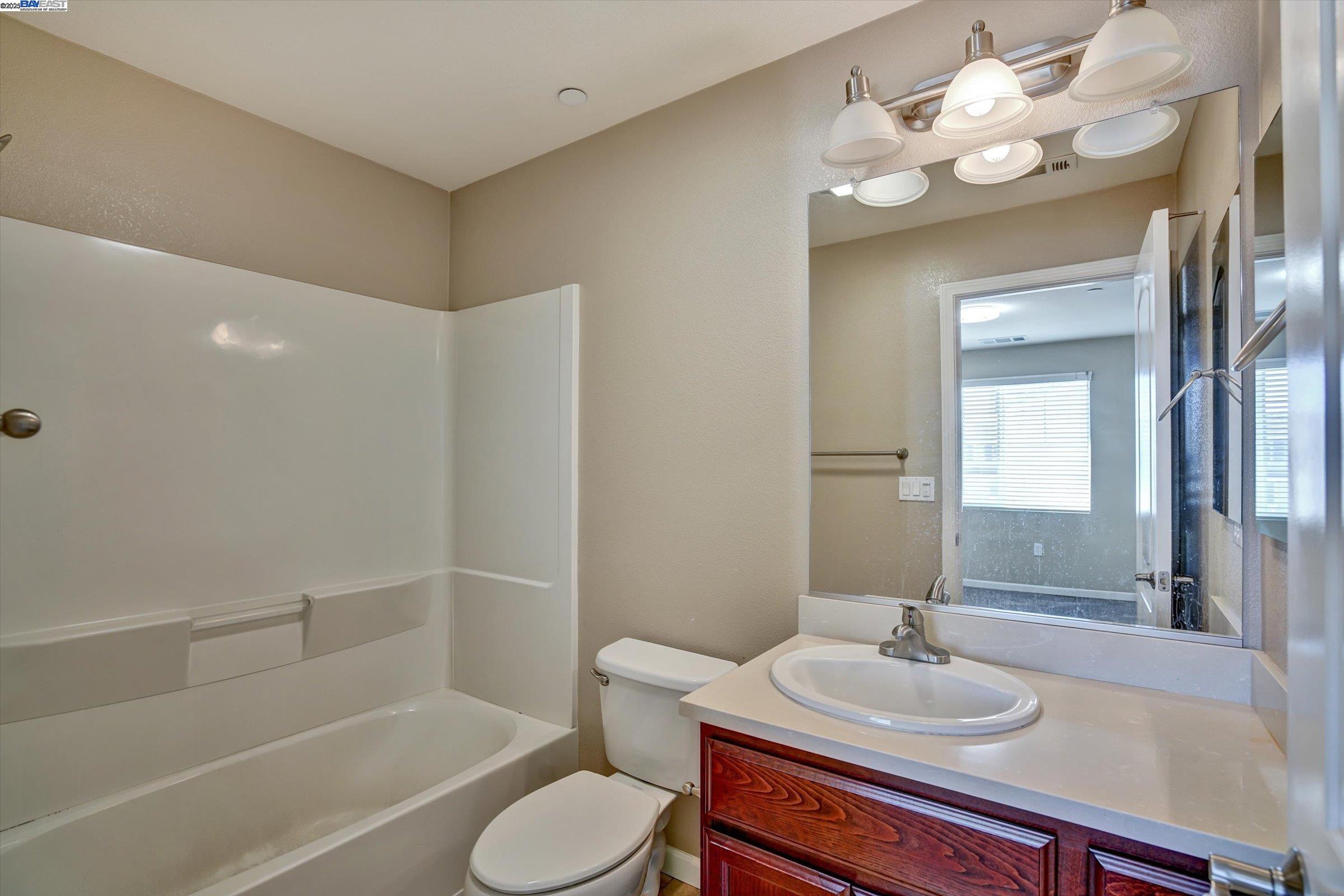 140 Selby Ln # 9