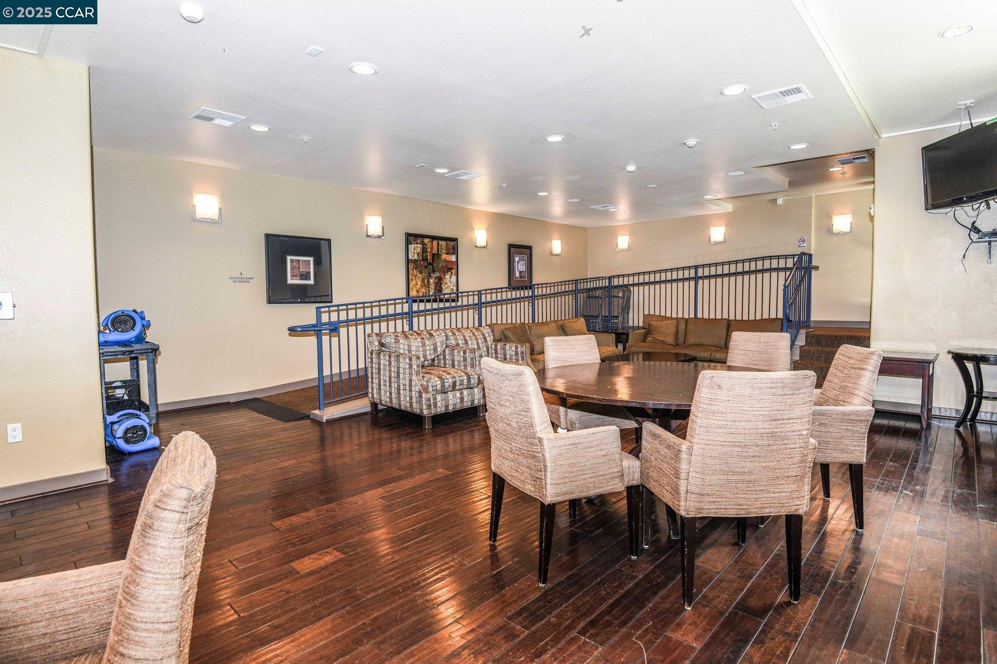 5501 De Marcus Blvd # 419