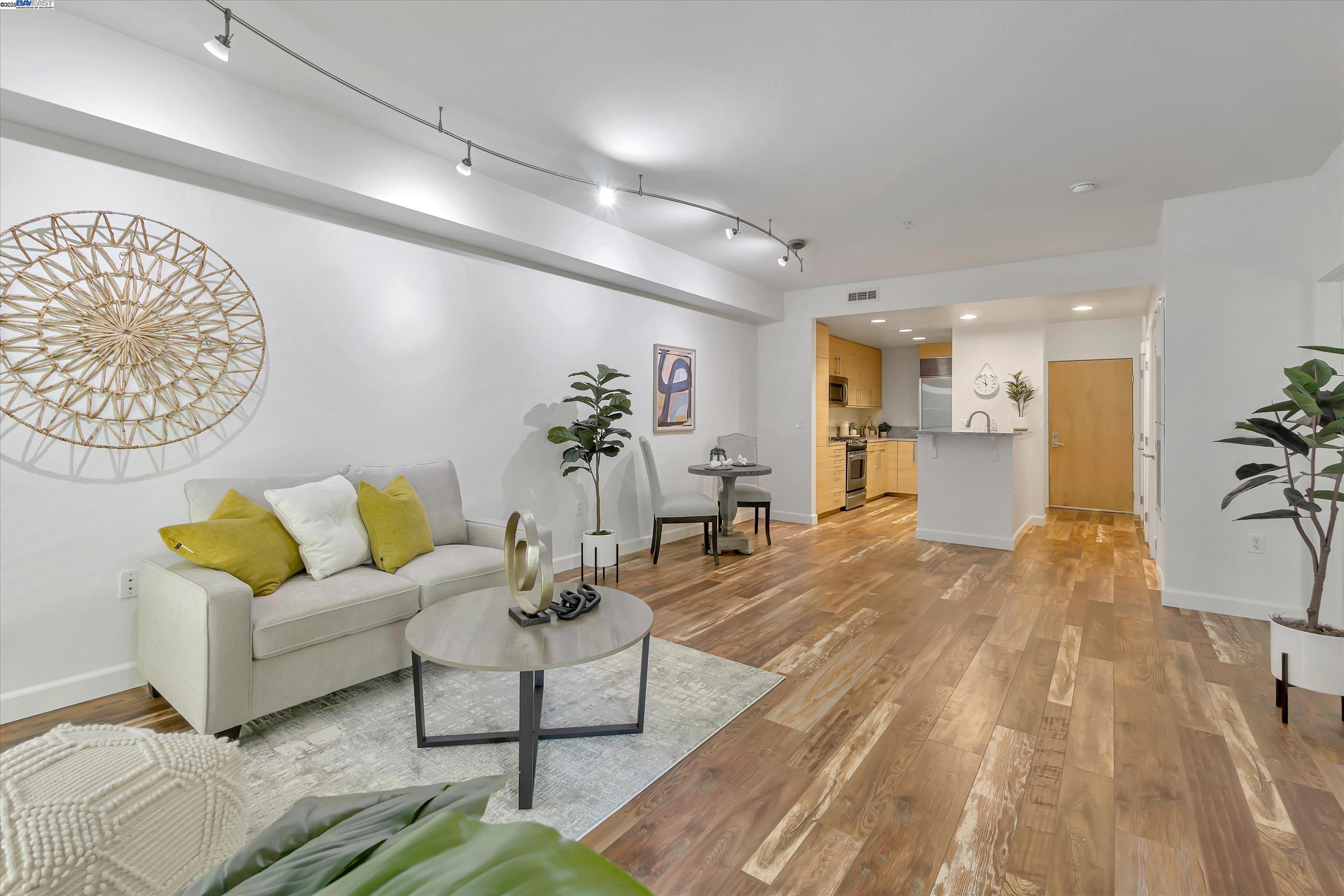 1655 N California Blvd # 134