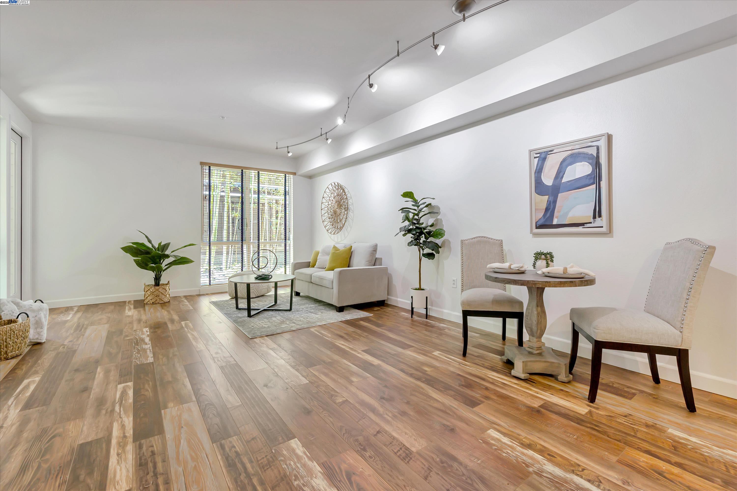 1655 N California Blvd # 134