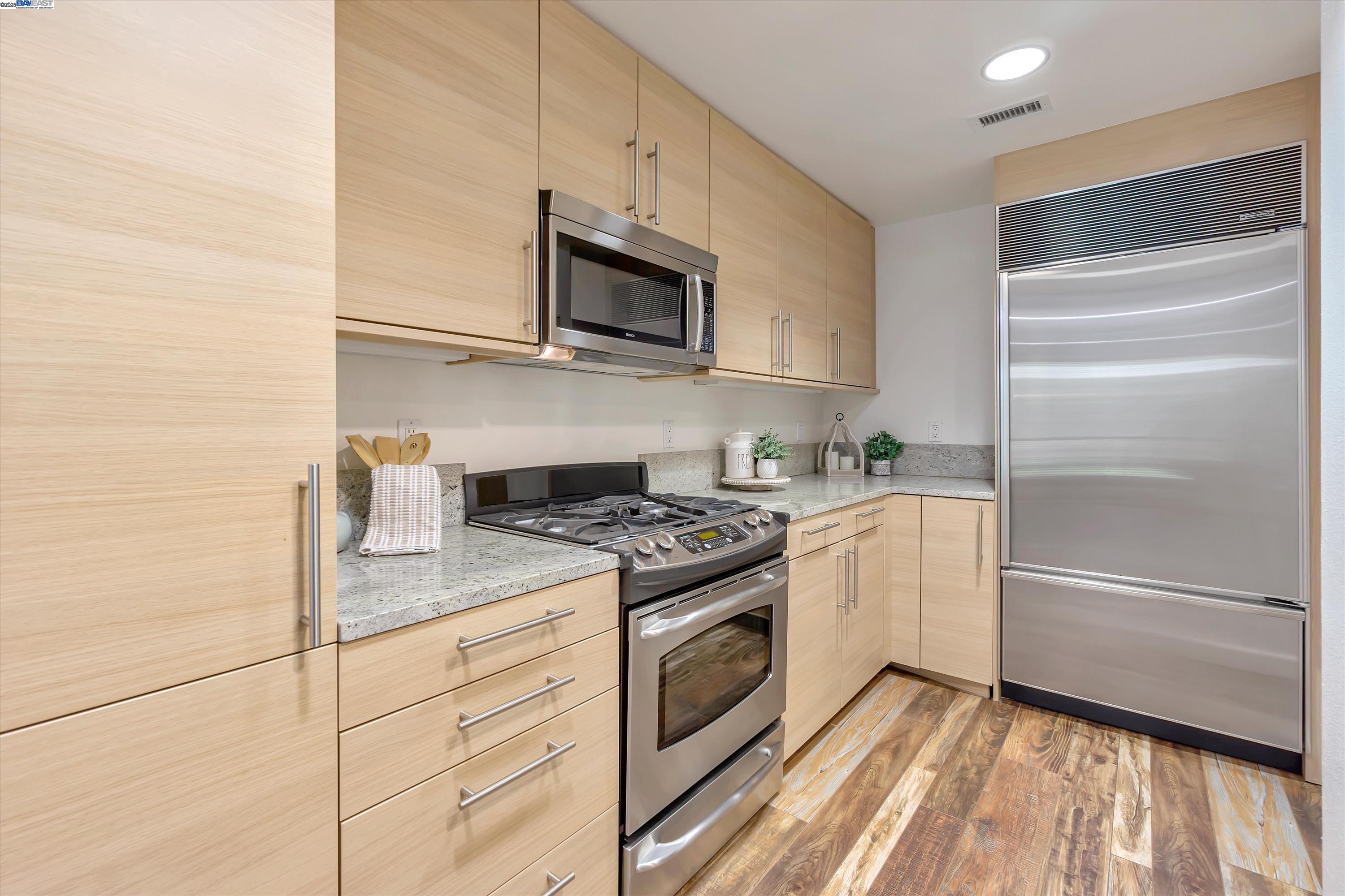 1655 N California Blvd # 134