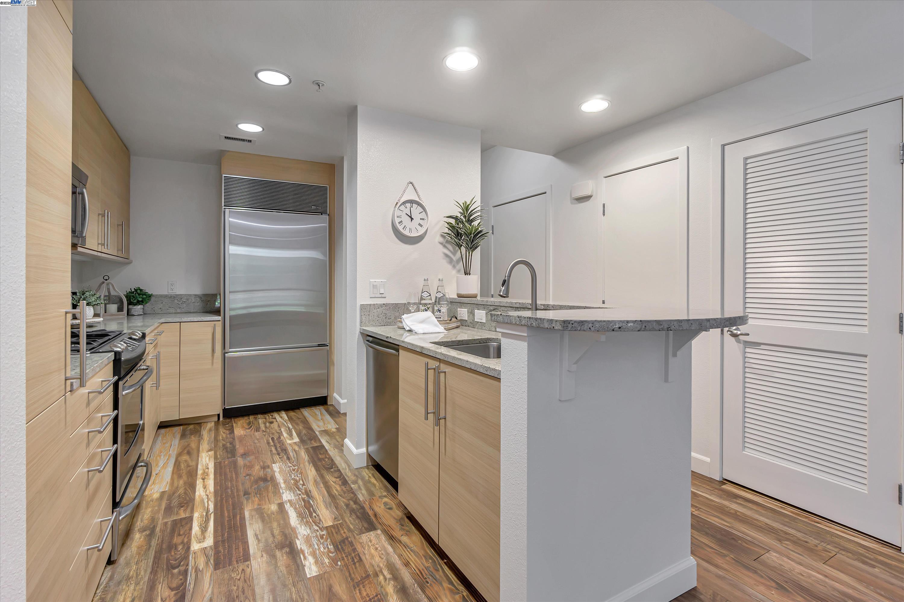 1655 N California Blvd # 134