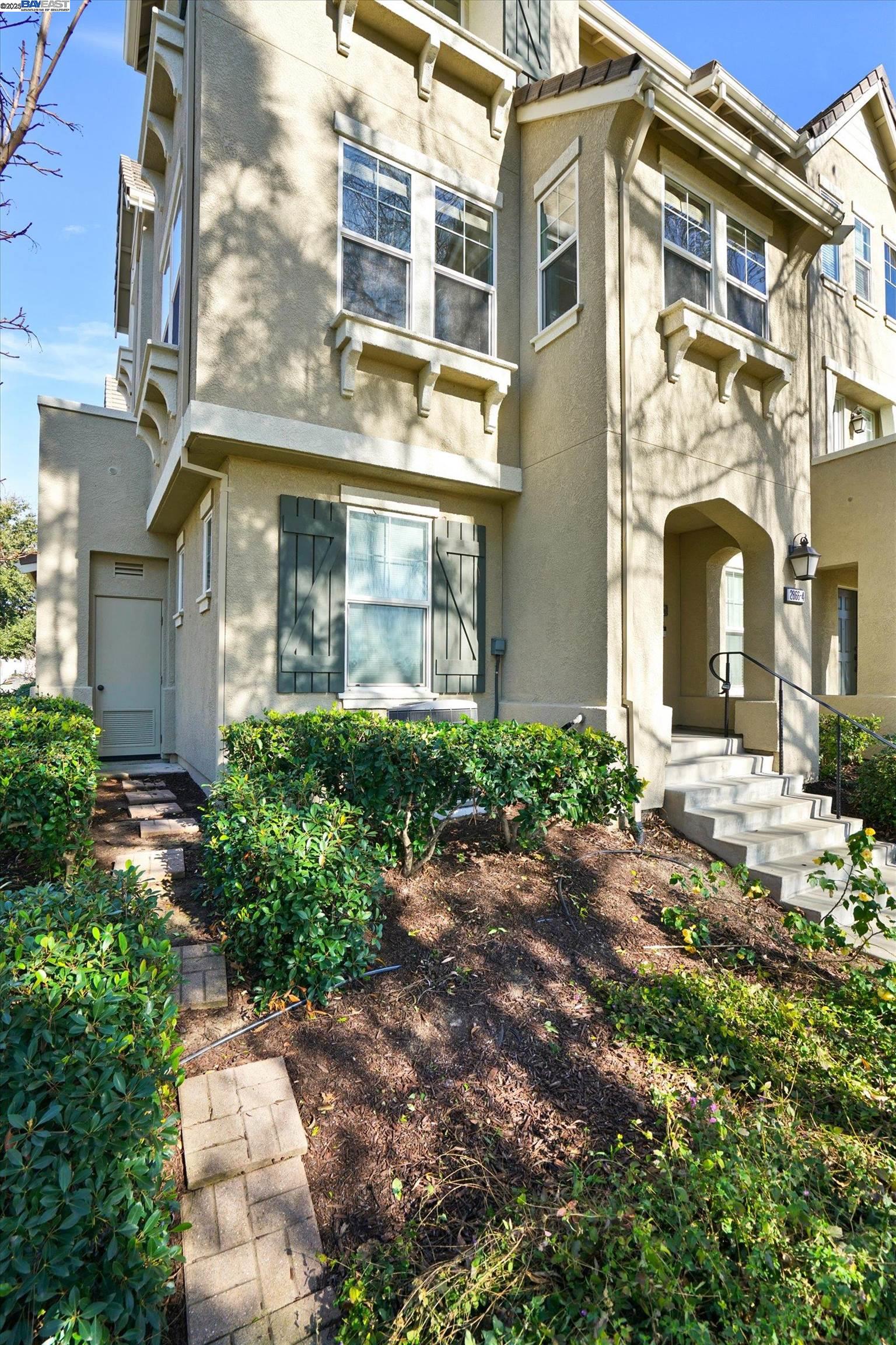 2866 Alnwick Ave # 4