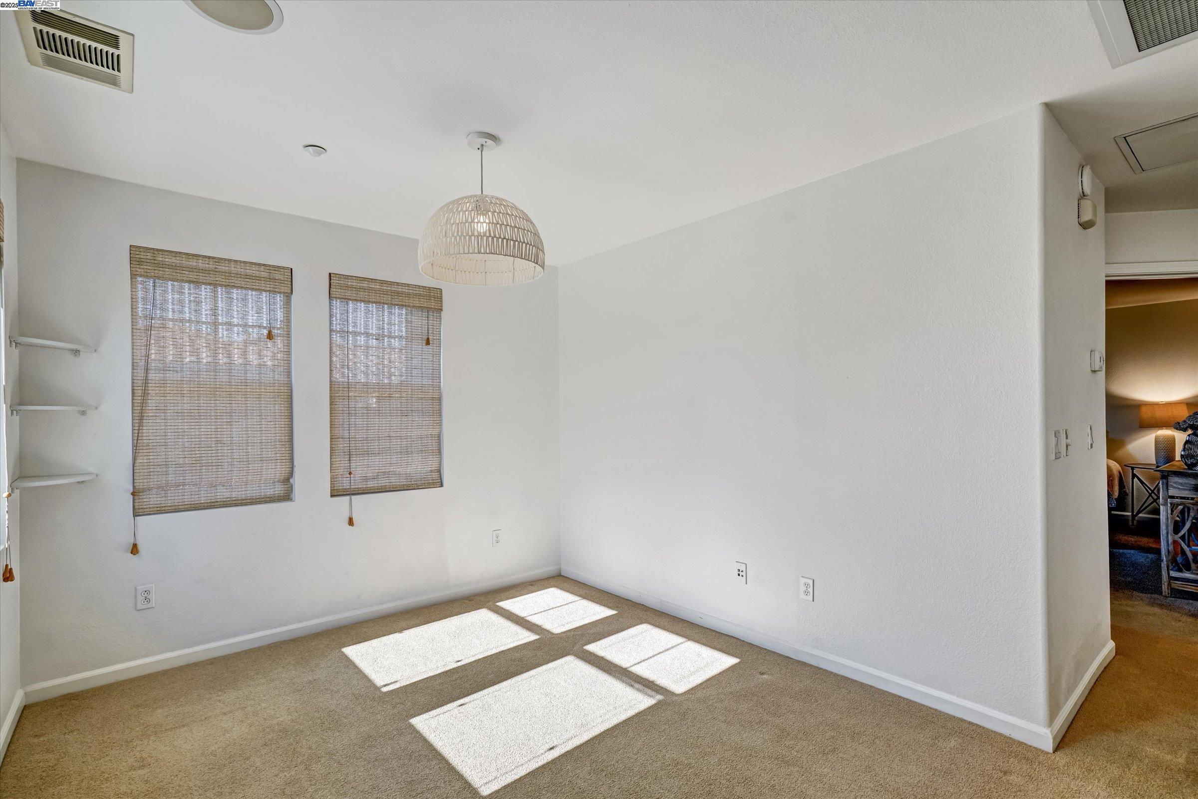 2866 Alnwick Ave # 4