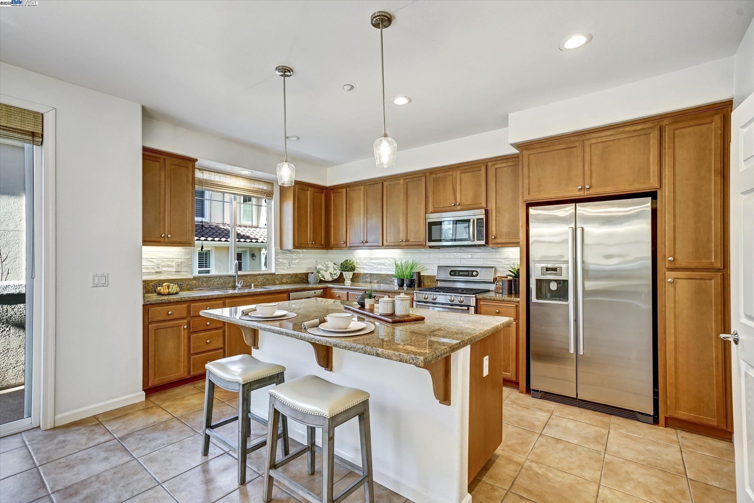 2866 Alnwick Ave # 4