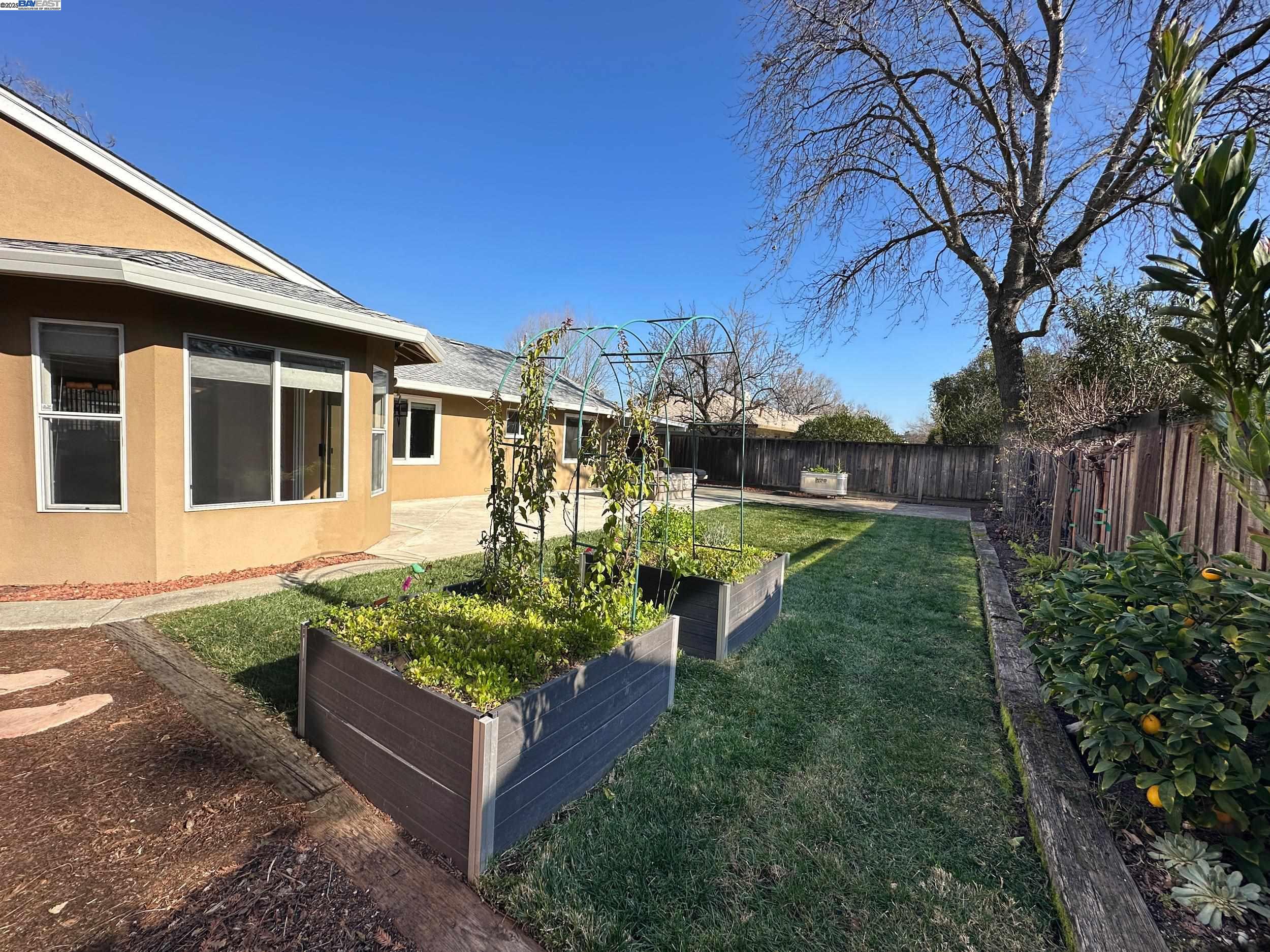143 Jennie Dr