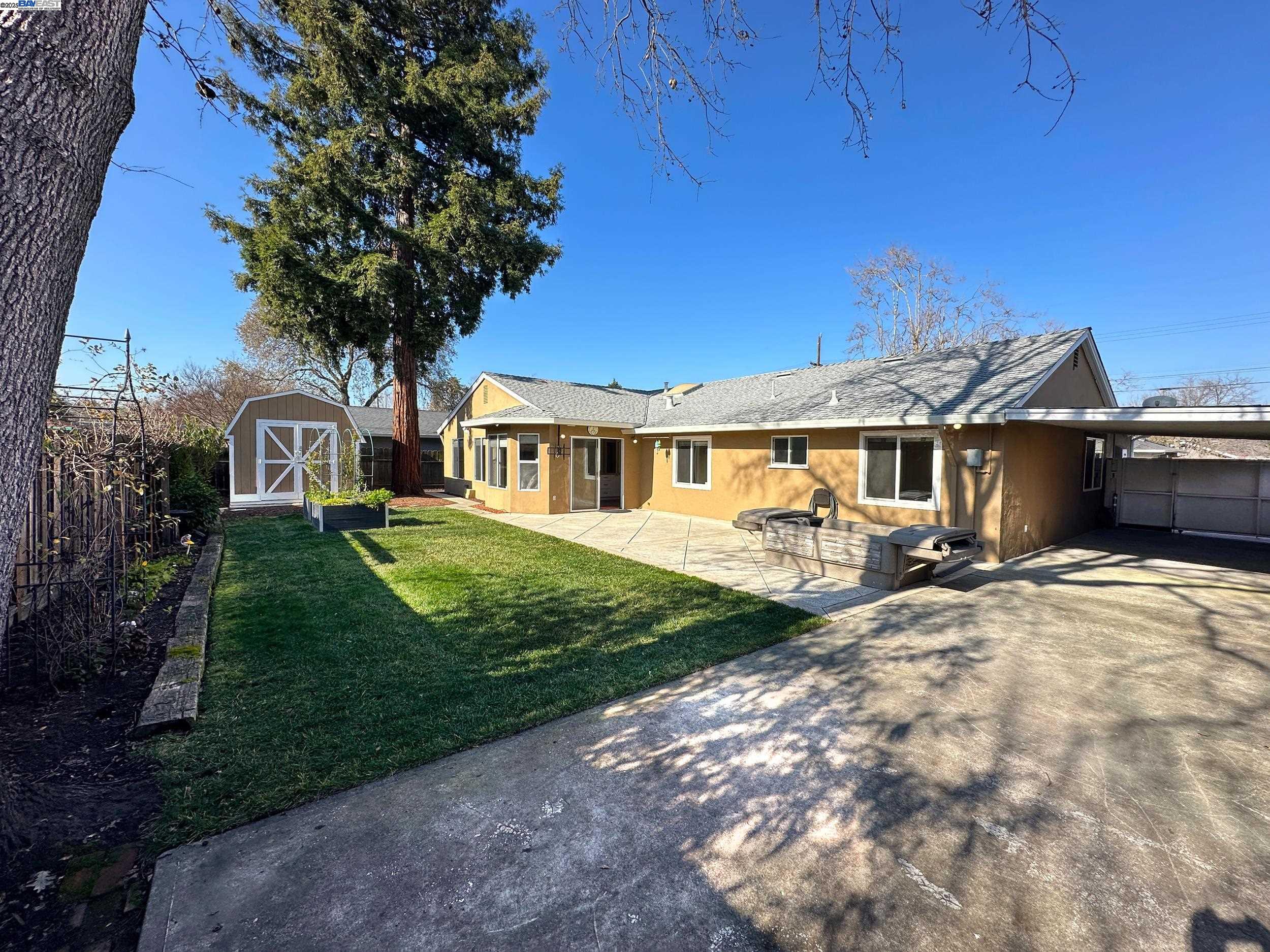 143 Jennie Dr