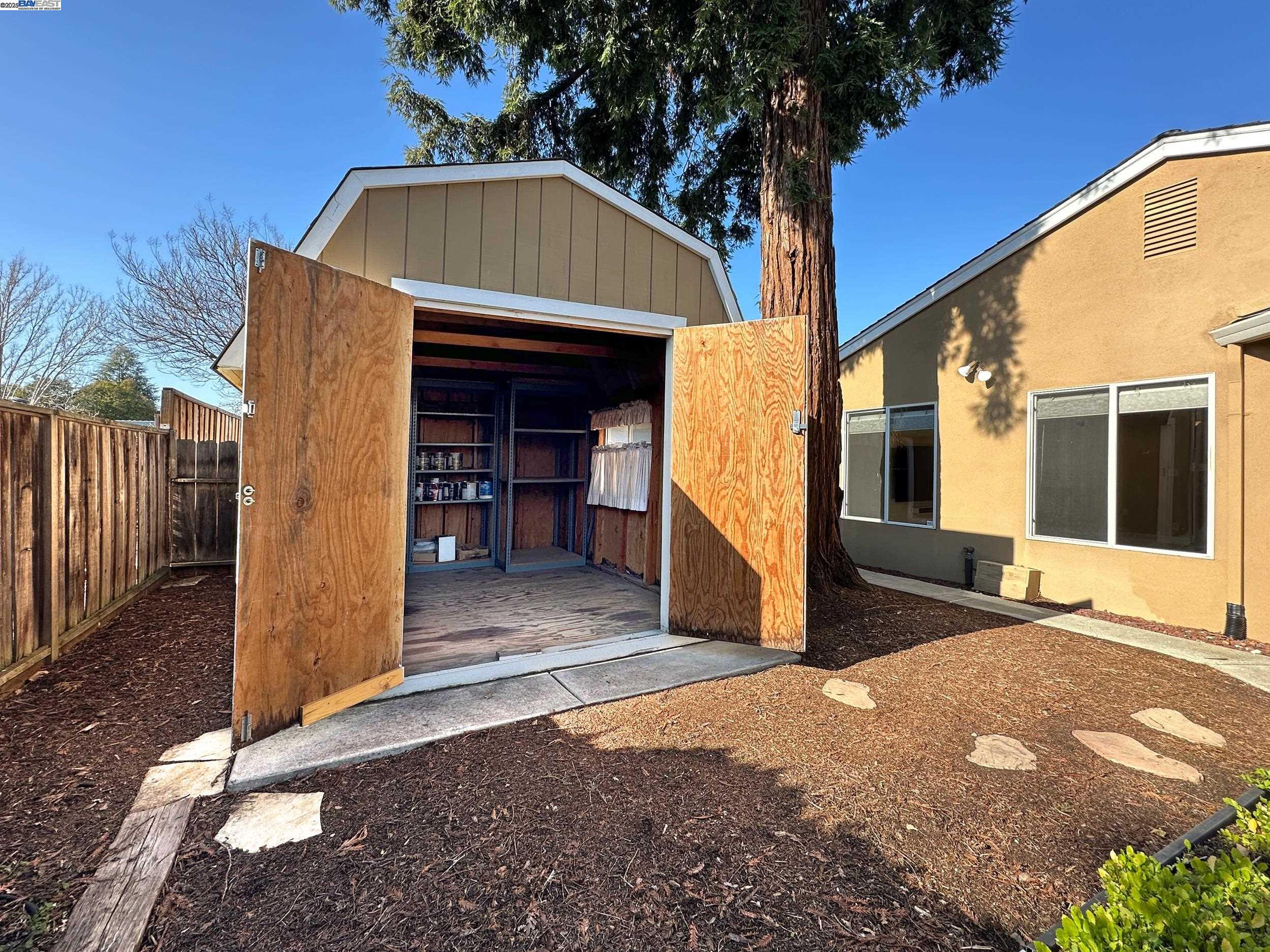 143 Jennie Dr
