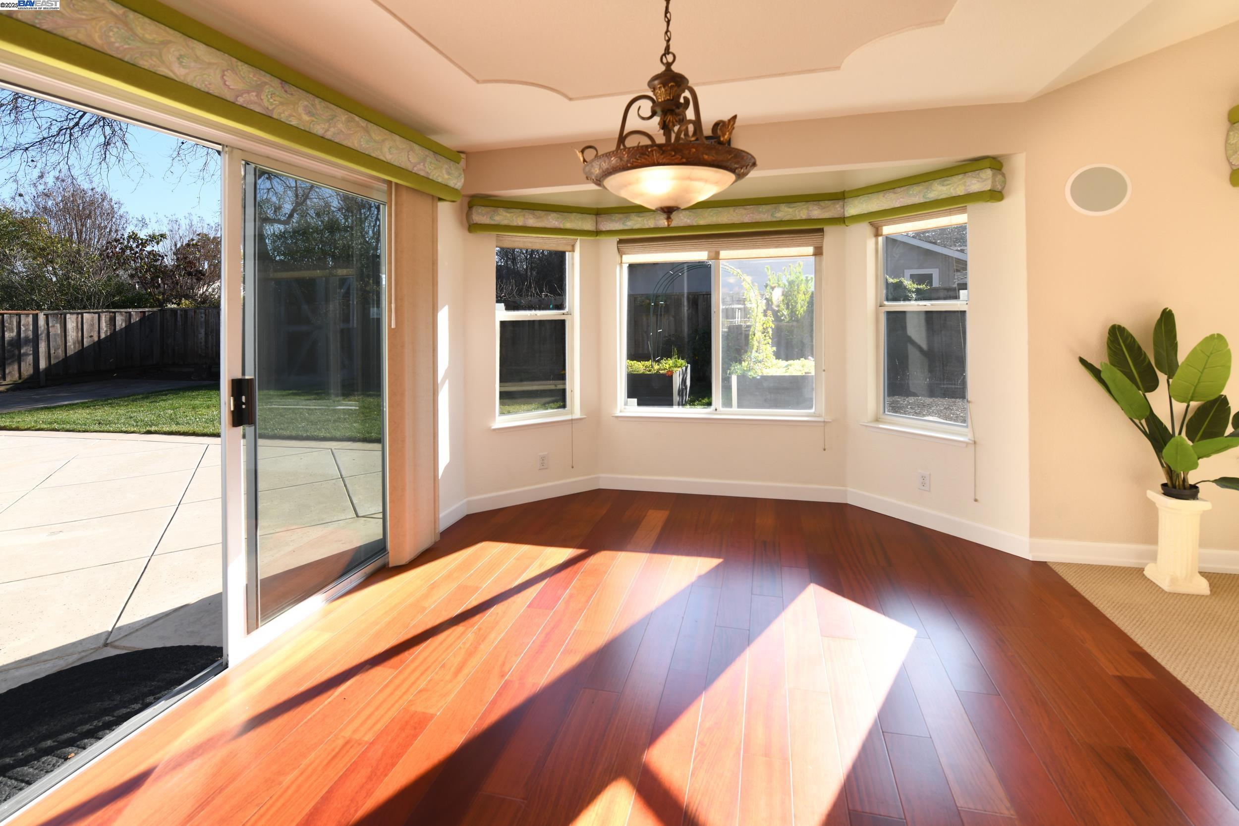 143 Jennie Dr
