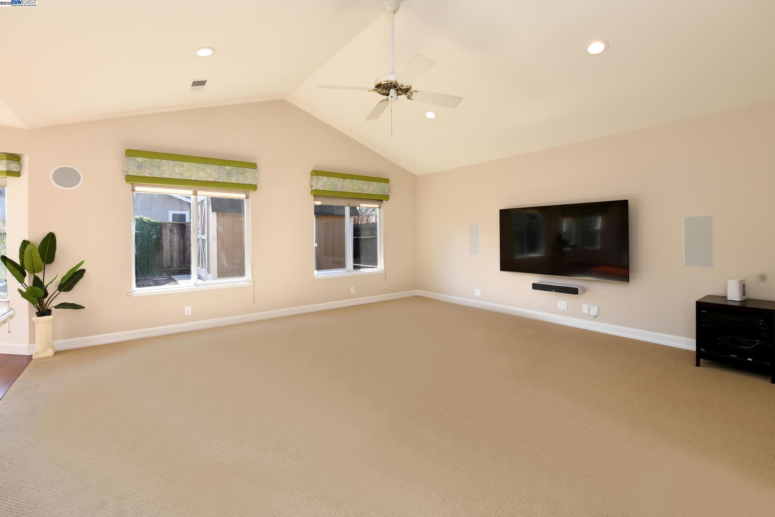 143 Jennie Dr
