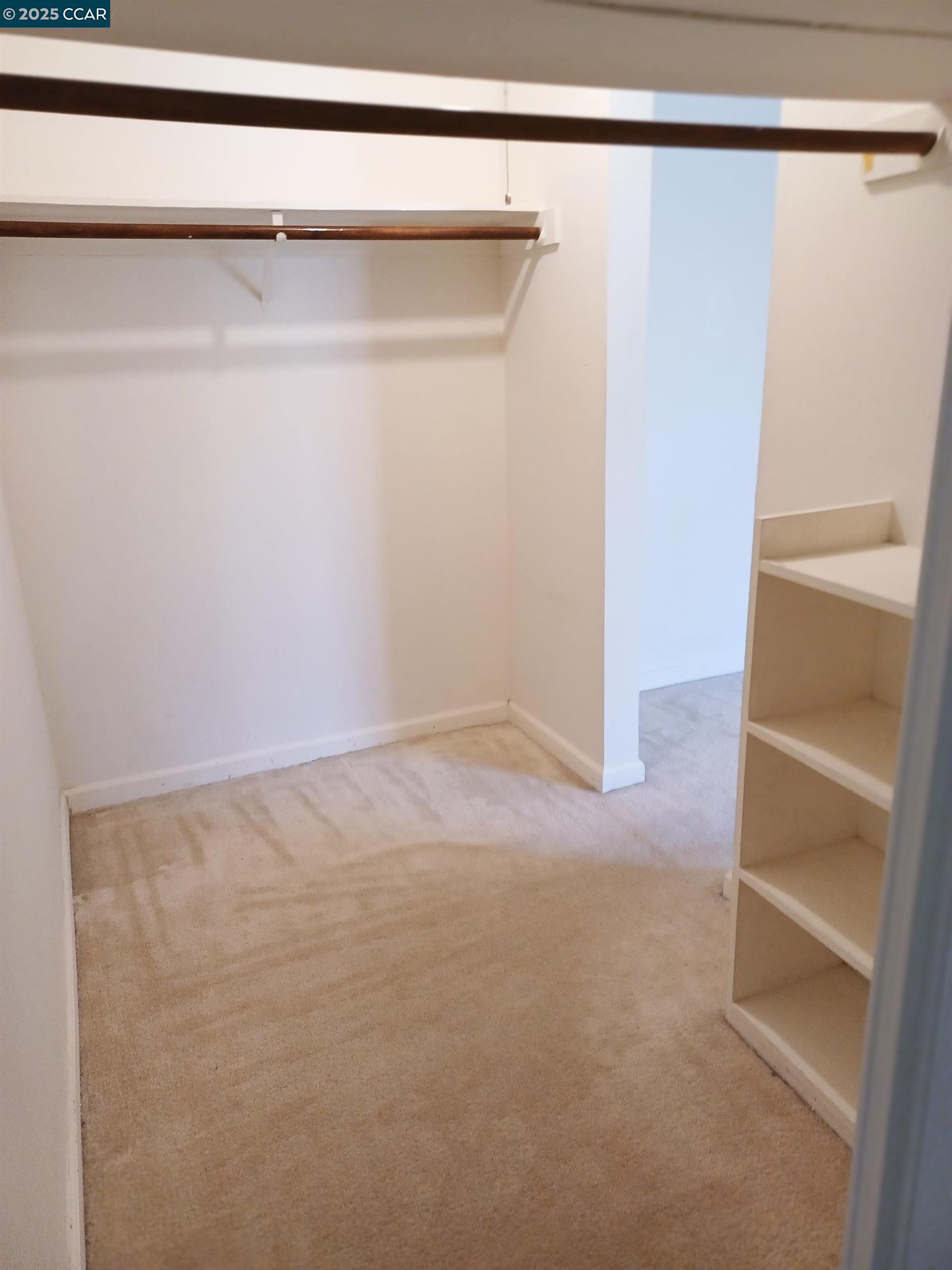 2200 Laguna Cir Unit: E