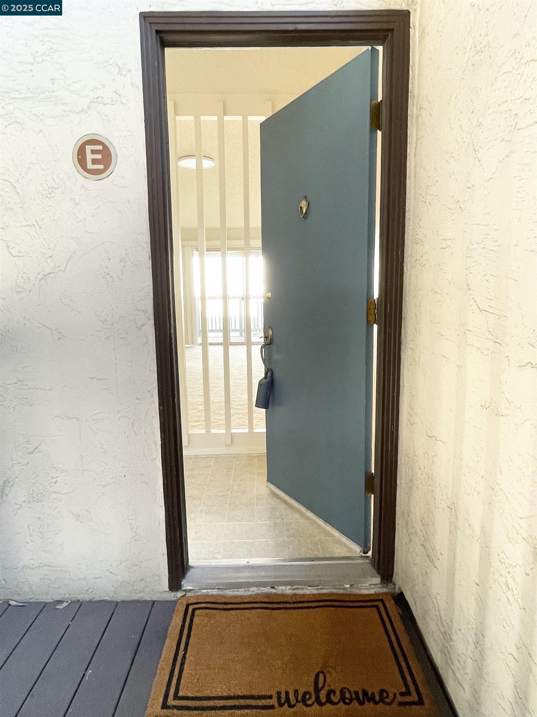 2200 Laguna Cir Unit: E