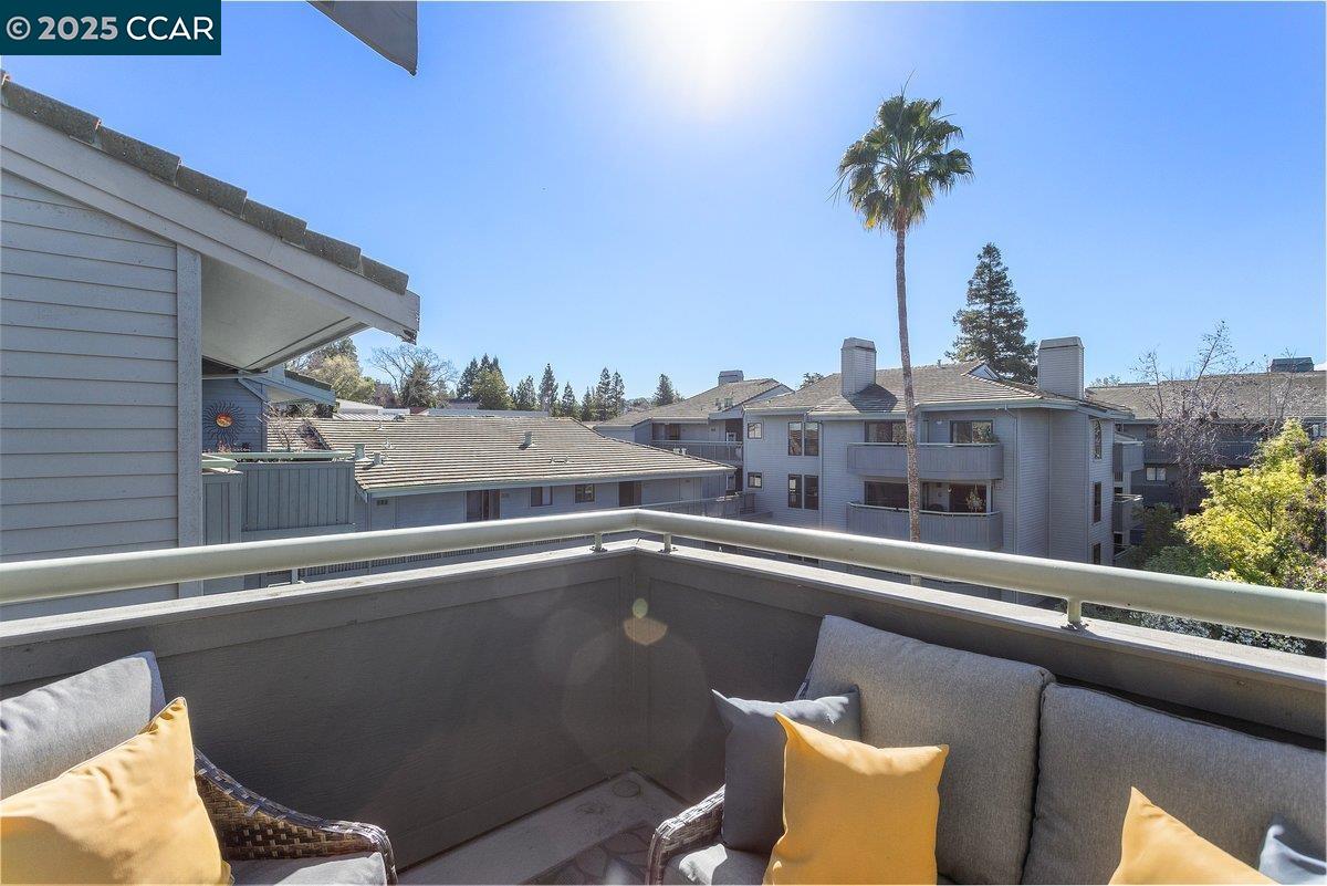 1676 San Miguel Dr