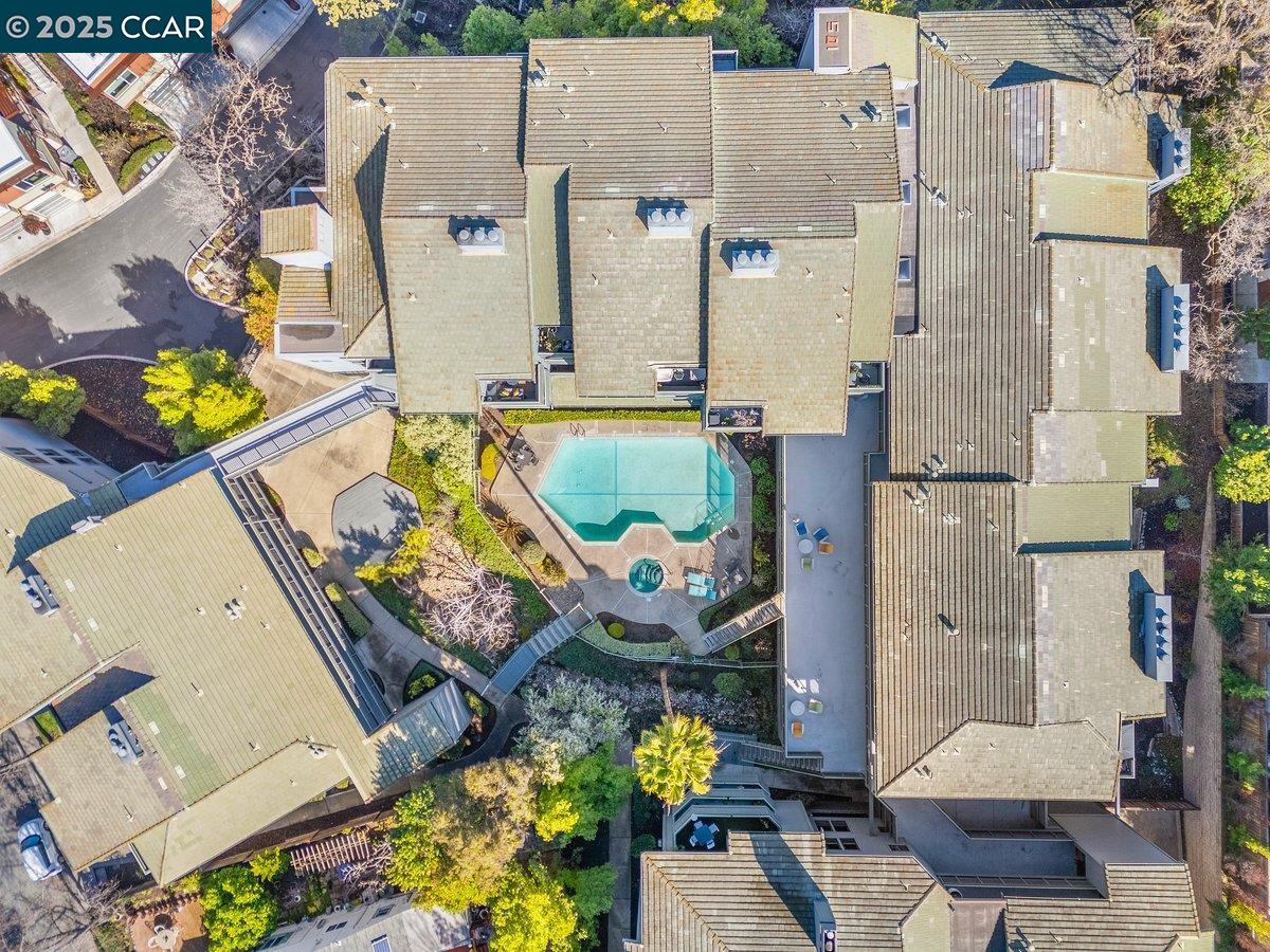 1676 San Miguel Dr