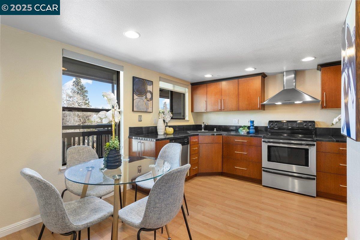 1676 San Miguel Dr