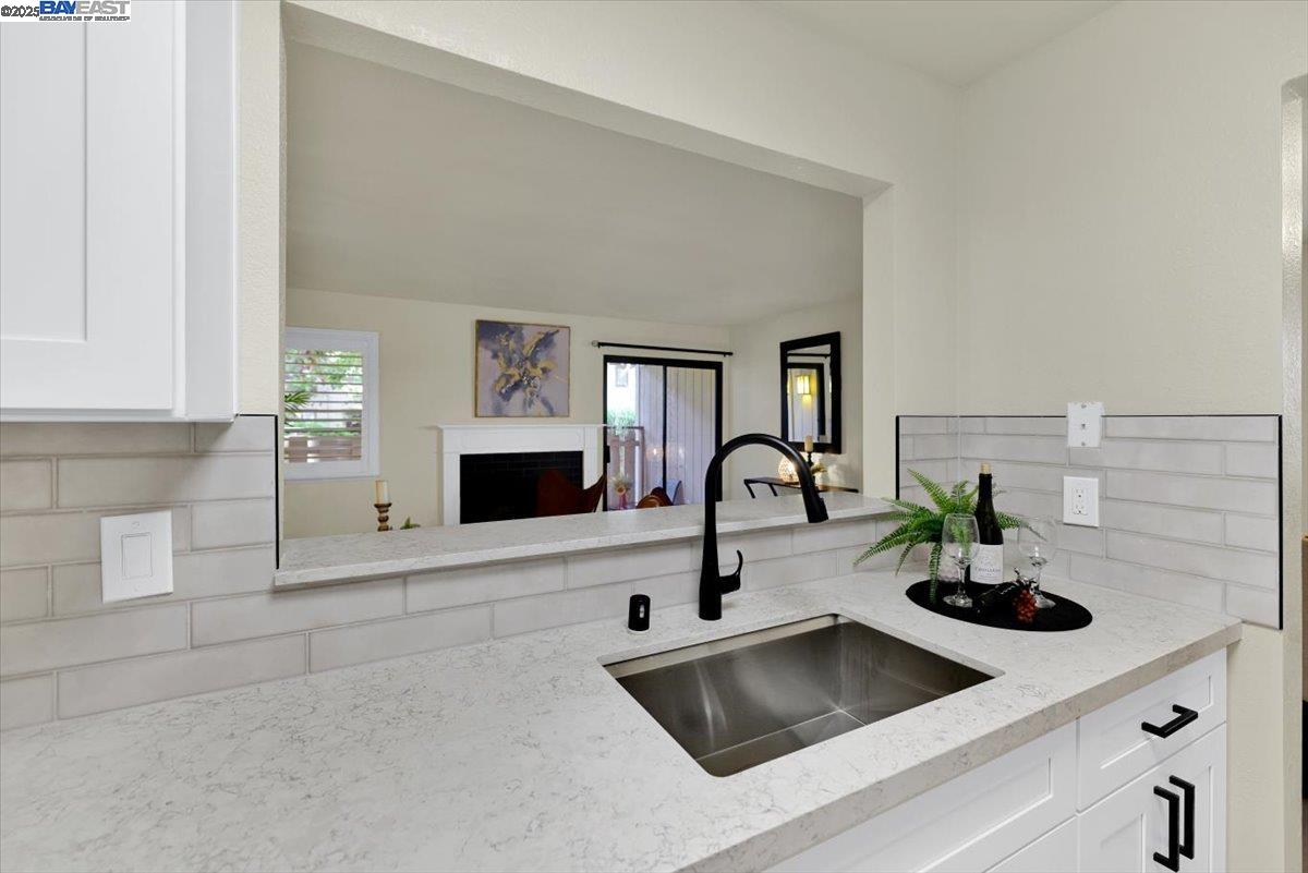1439 Alma Loop