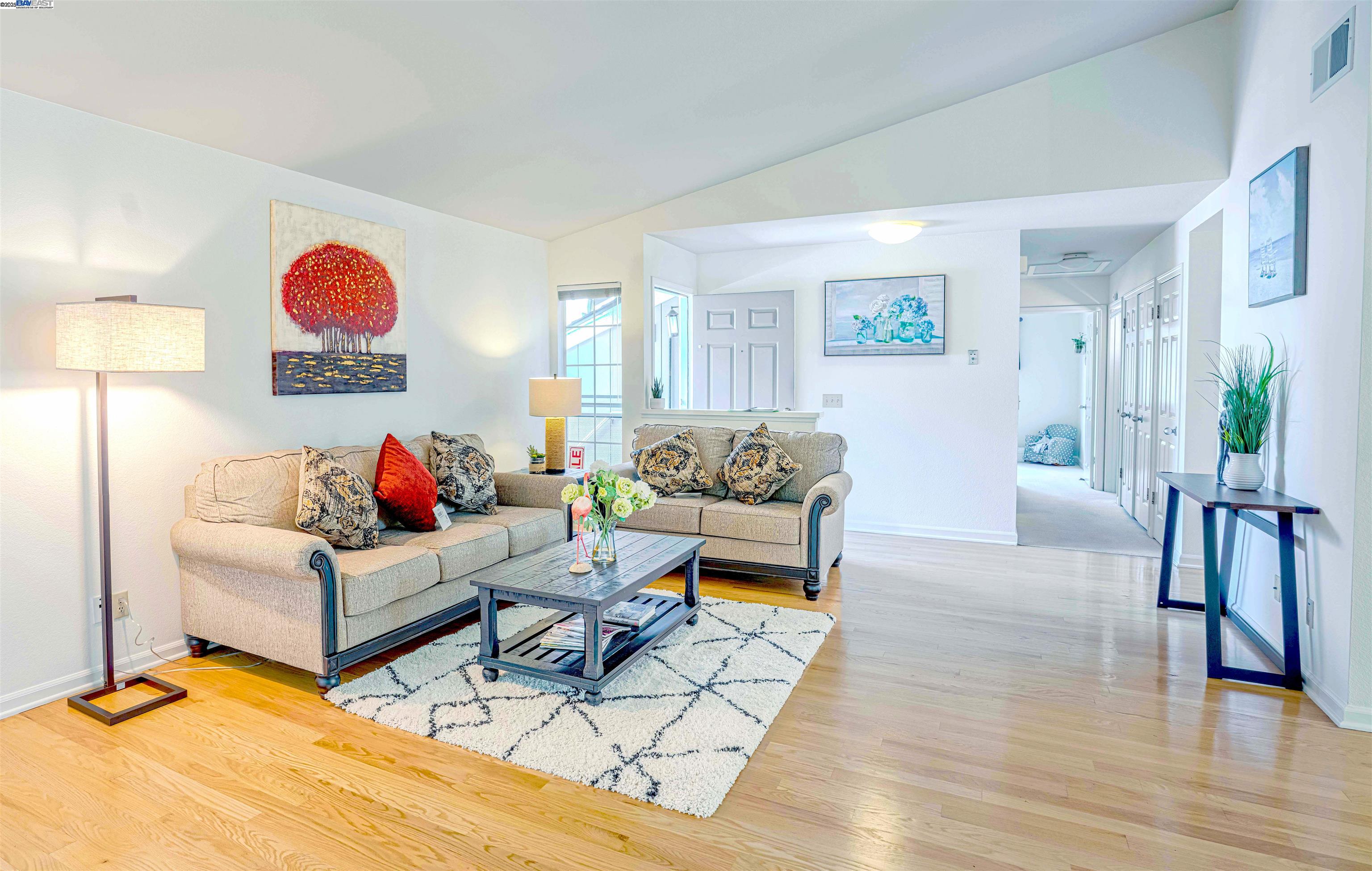 1304 University Dr Apt 4