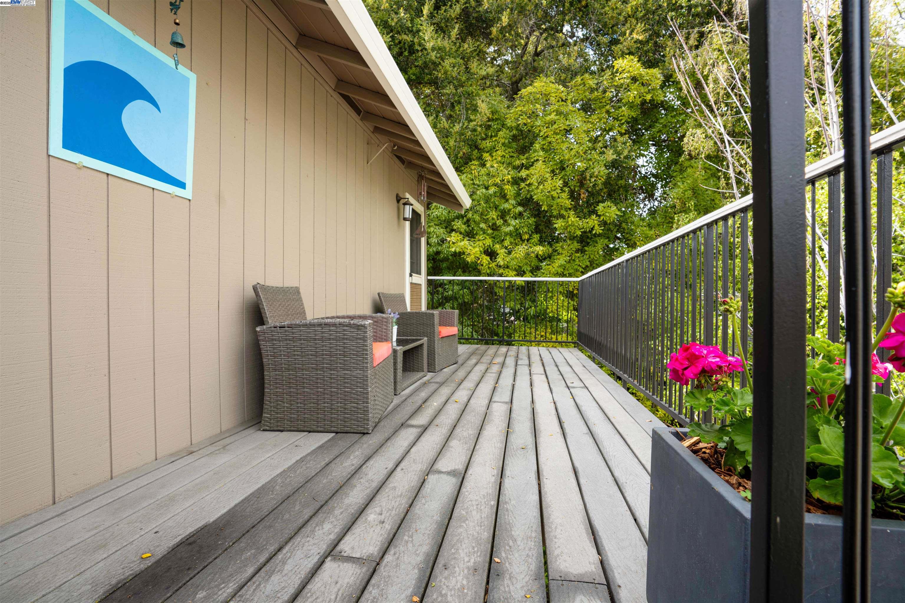 1304 University Dr Apt 4