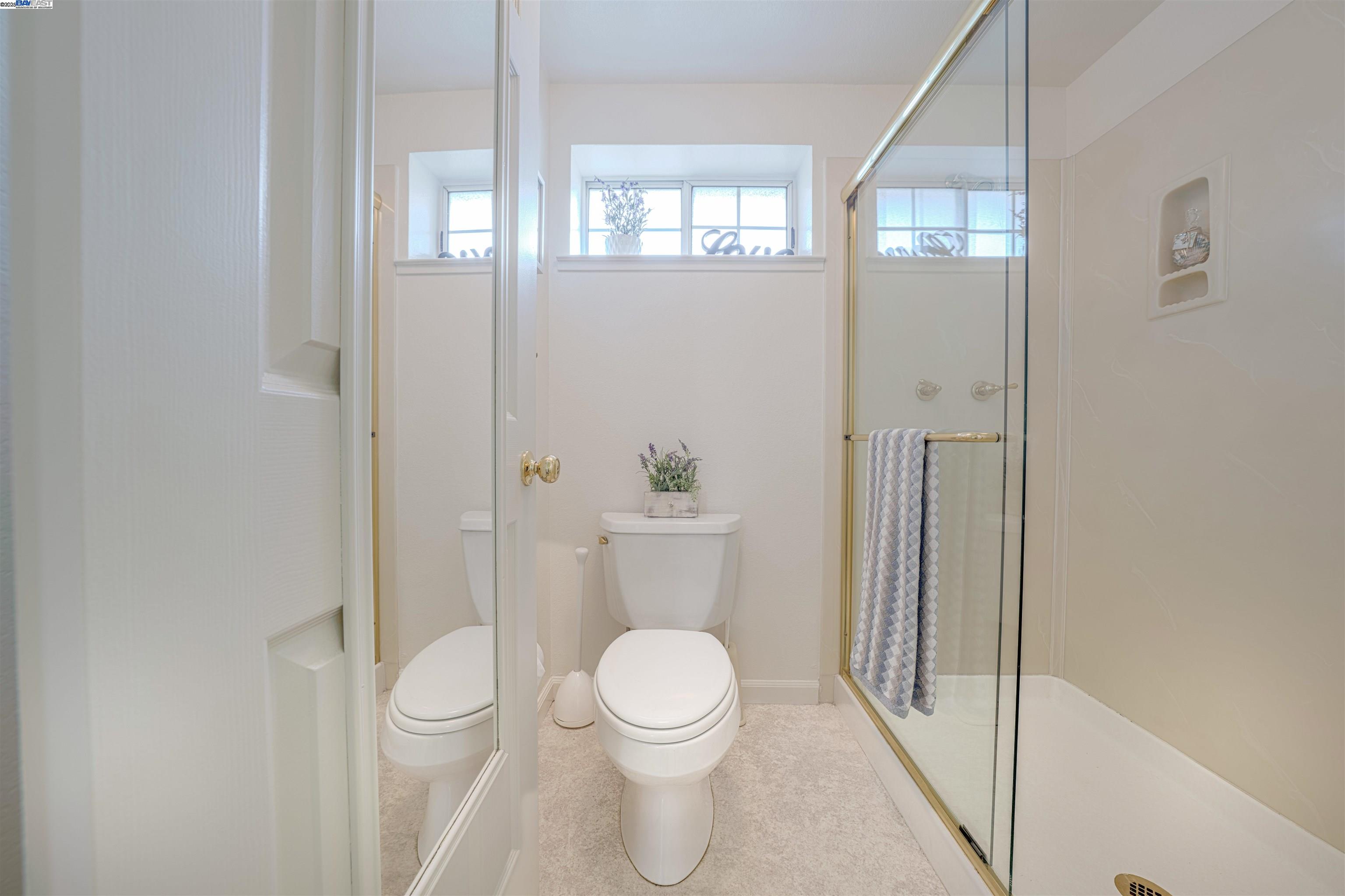 1304 University Dr Apt 4