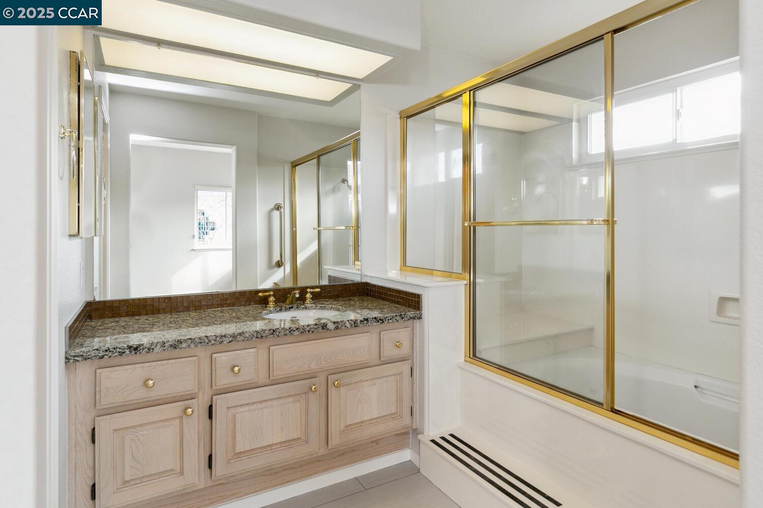 151 Diapian Bay