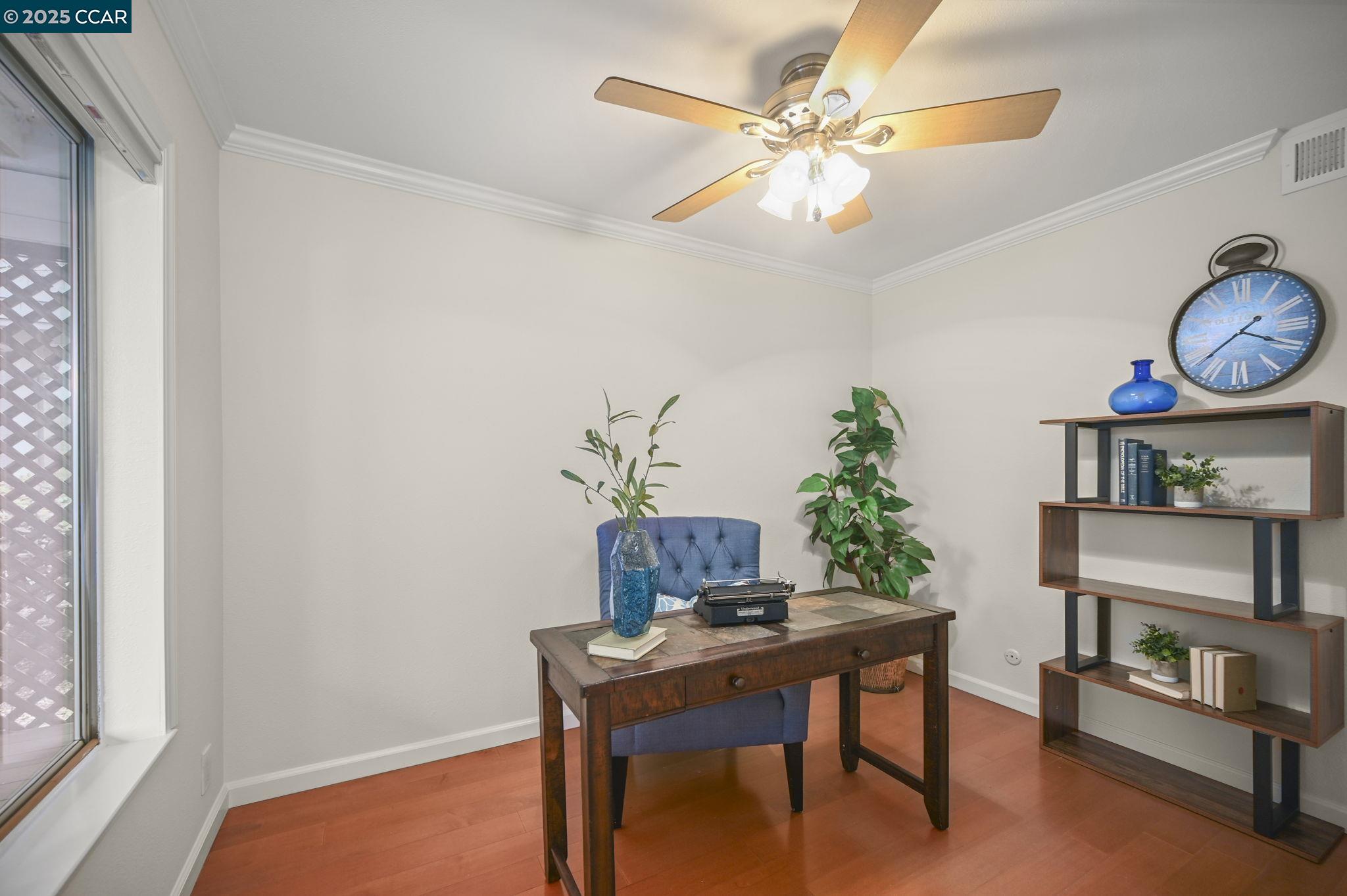 2520 Ptarmigan Dr. # 4