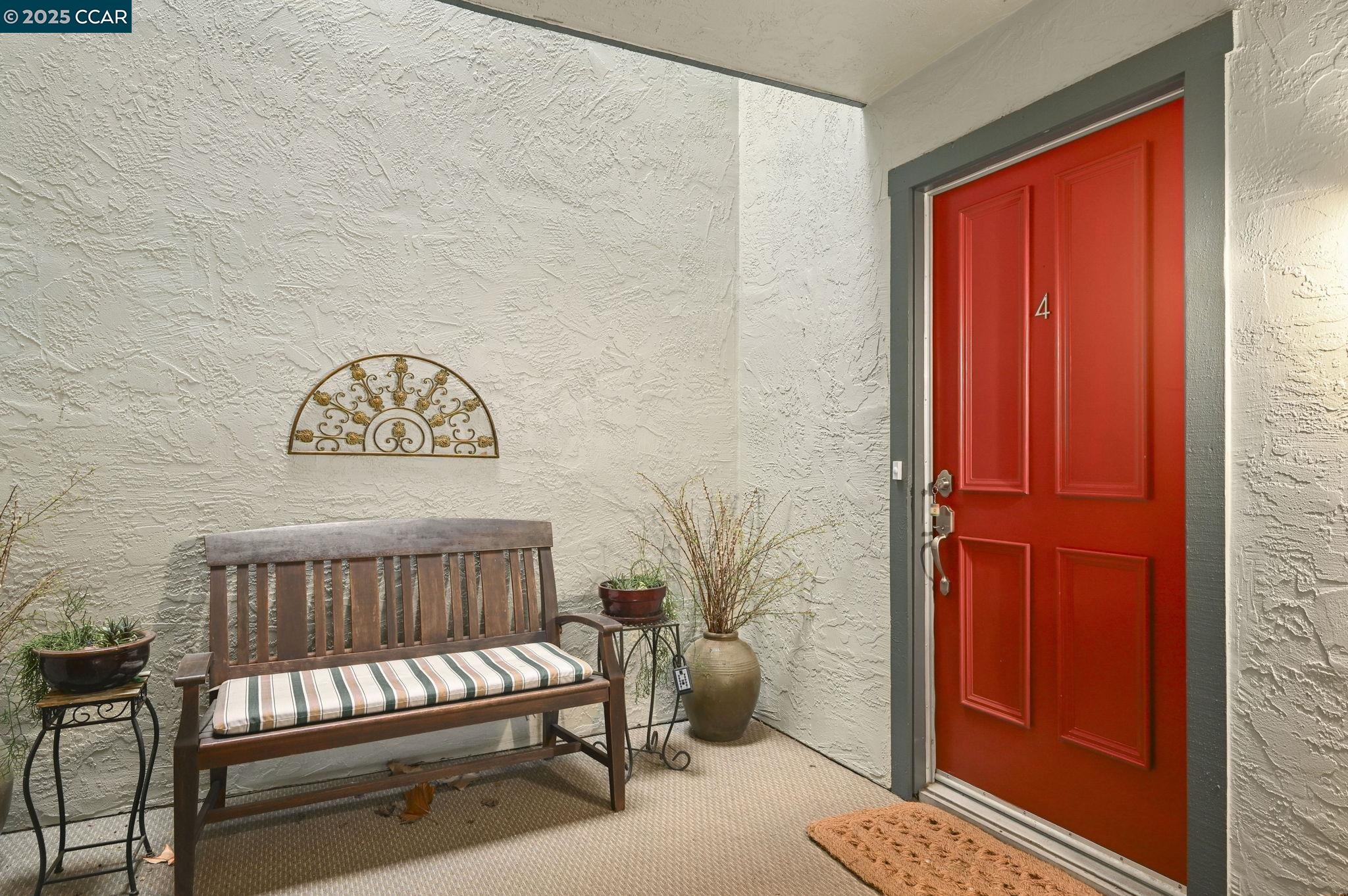 2520 Ptarmigan Dr. # 4