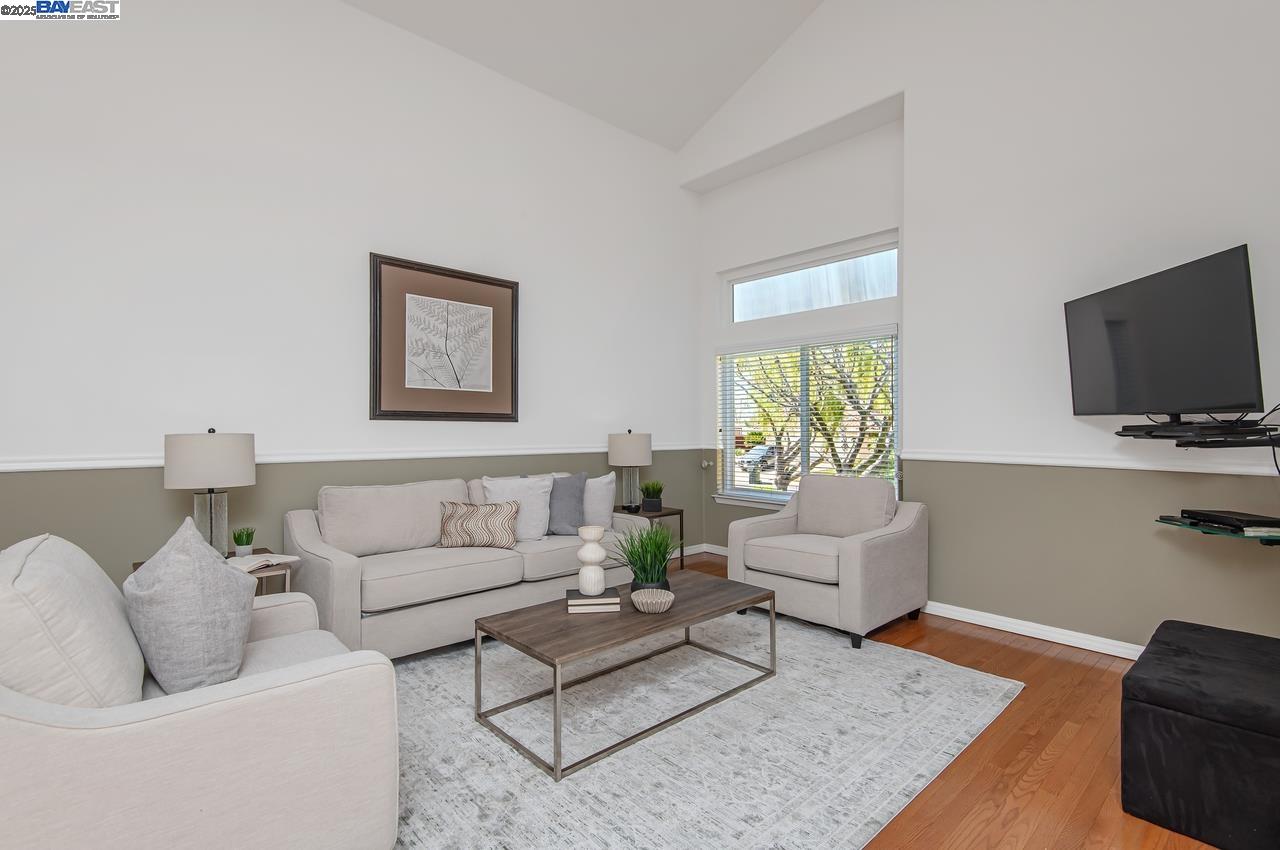 476 Windermere Circle