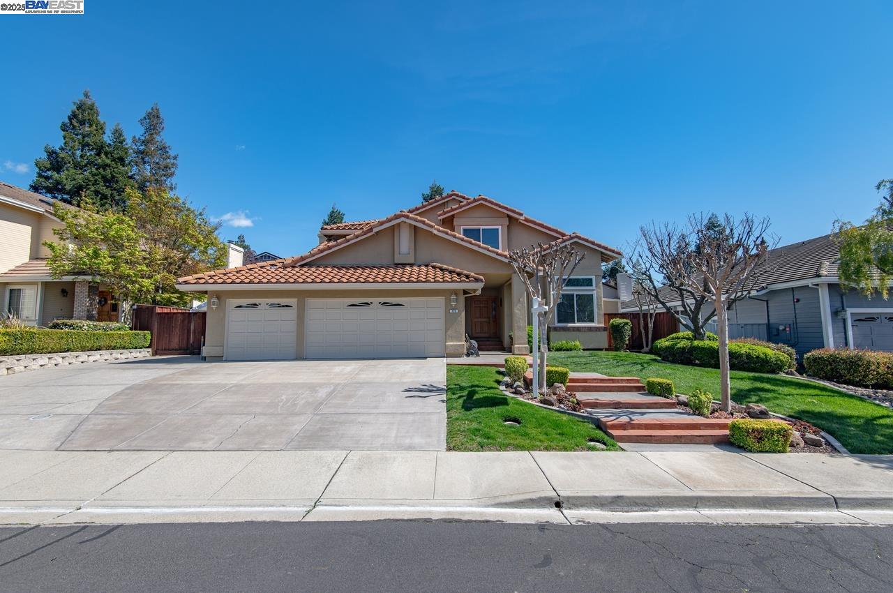 476 Windermere Circle