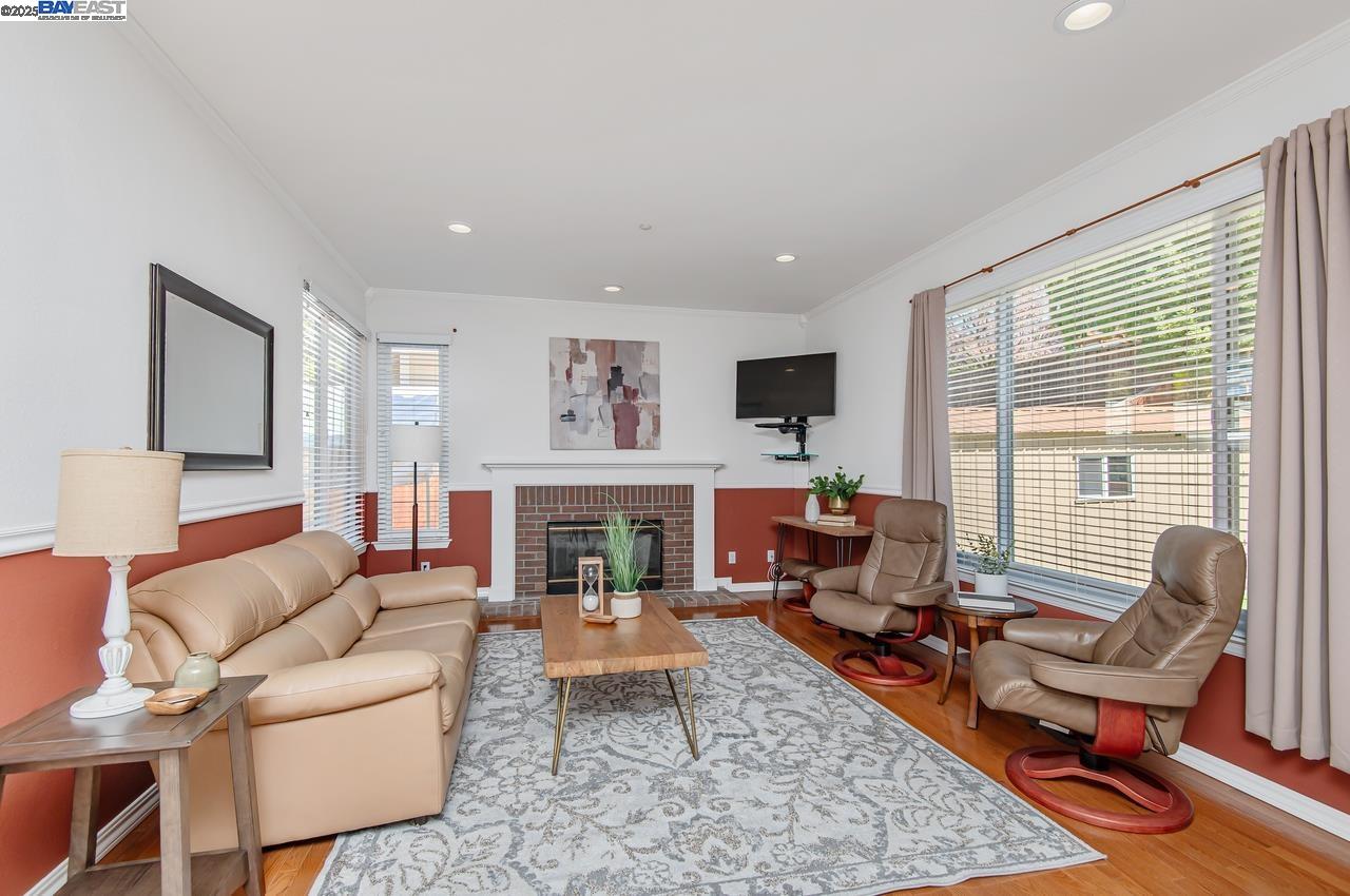 476 Windermere Circle