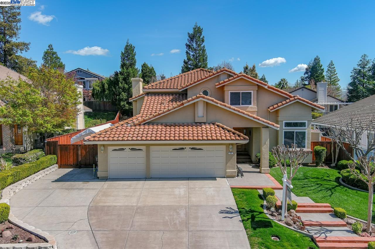 476 Windermere Circle