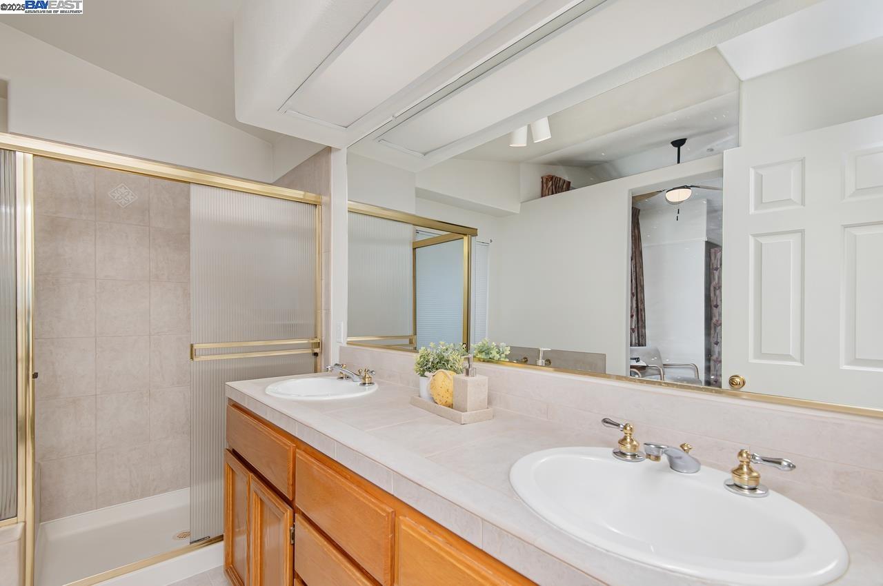 476 Windermere Circle