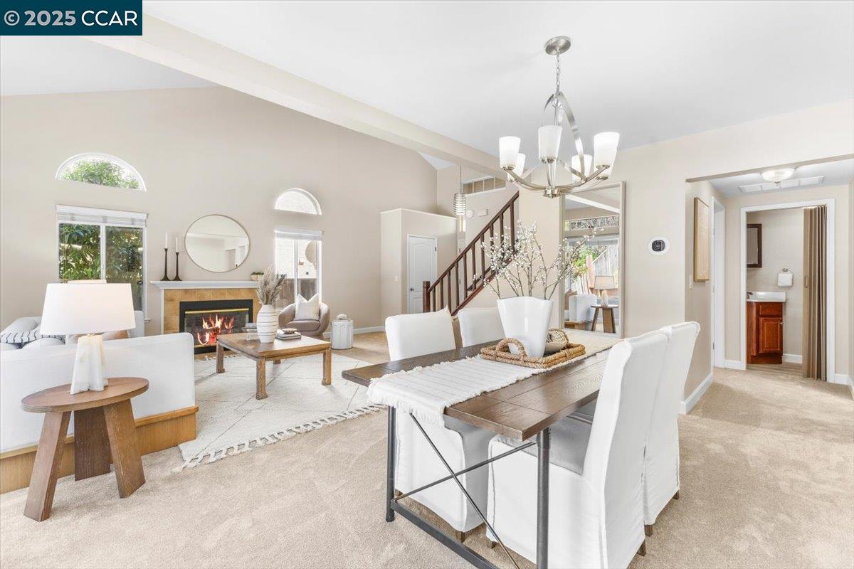 2225 Oak Hills Dr