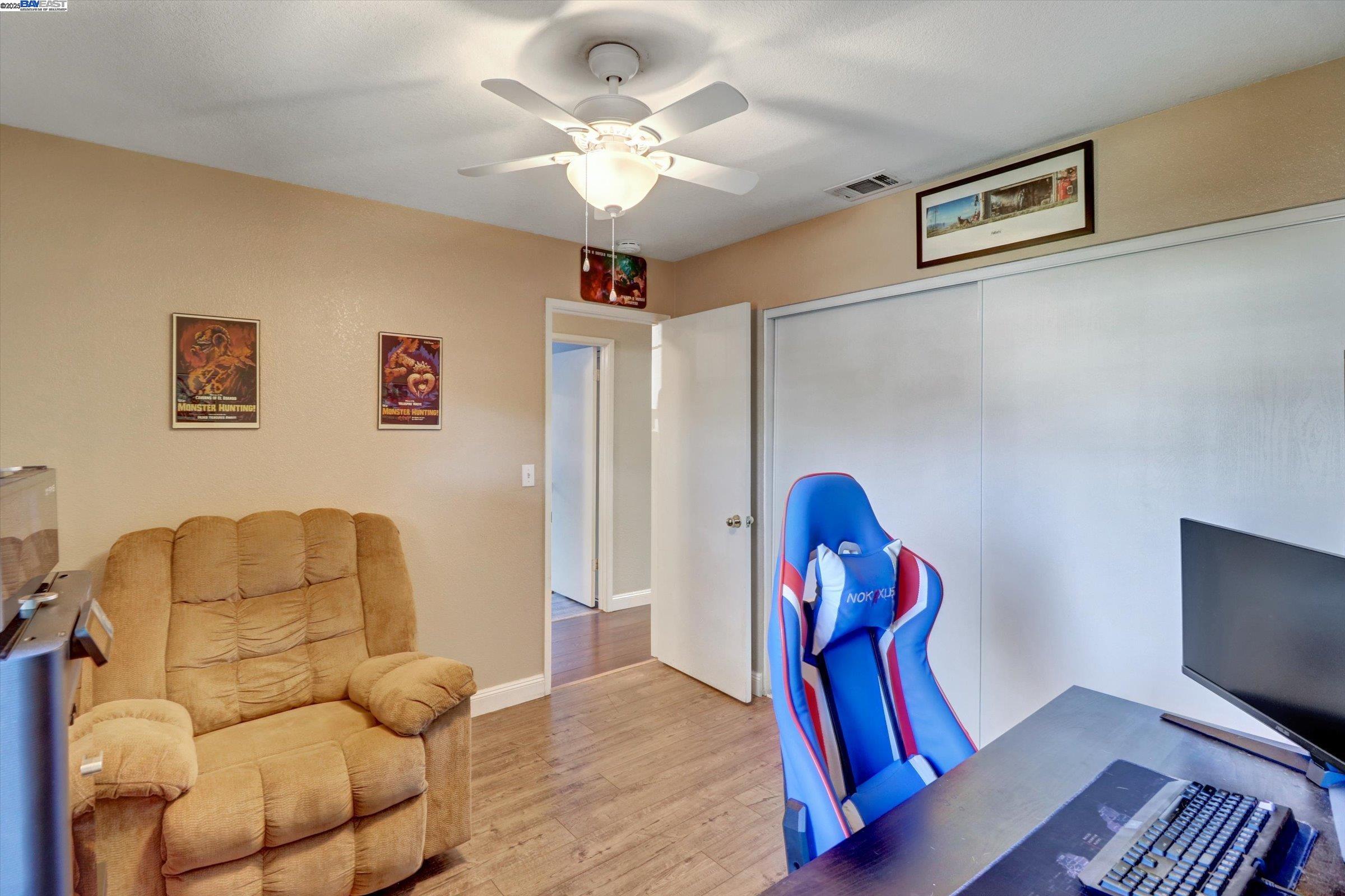 5165 Homestead Way