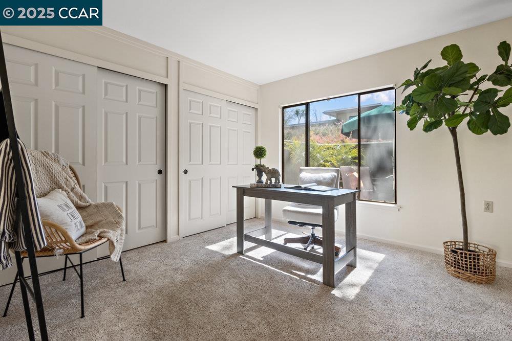 2061 Pine Knoll Dr # 4