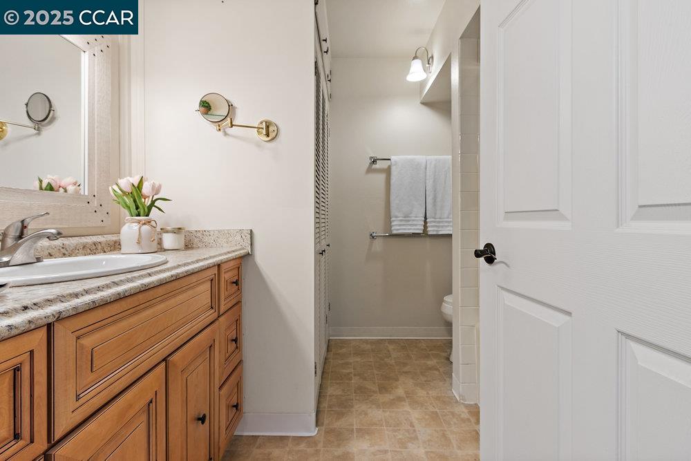 2061 Pine Knoll Dr # 4