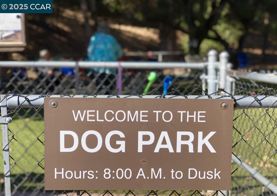 2061 Pine Knoll Dr # 4