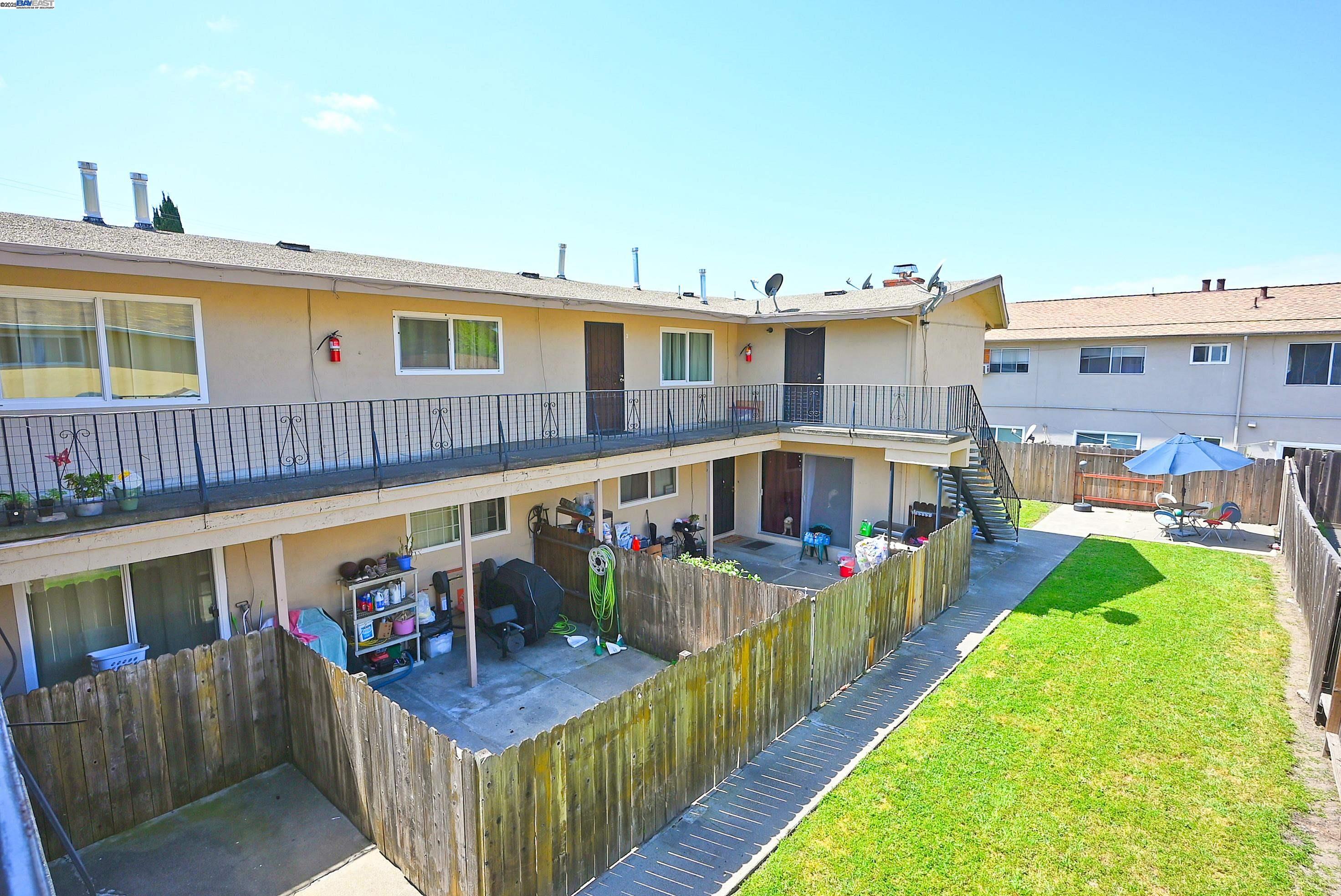 26231 Gamboa St