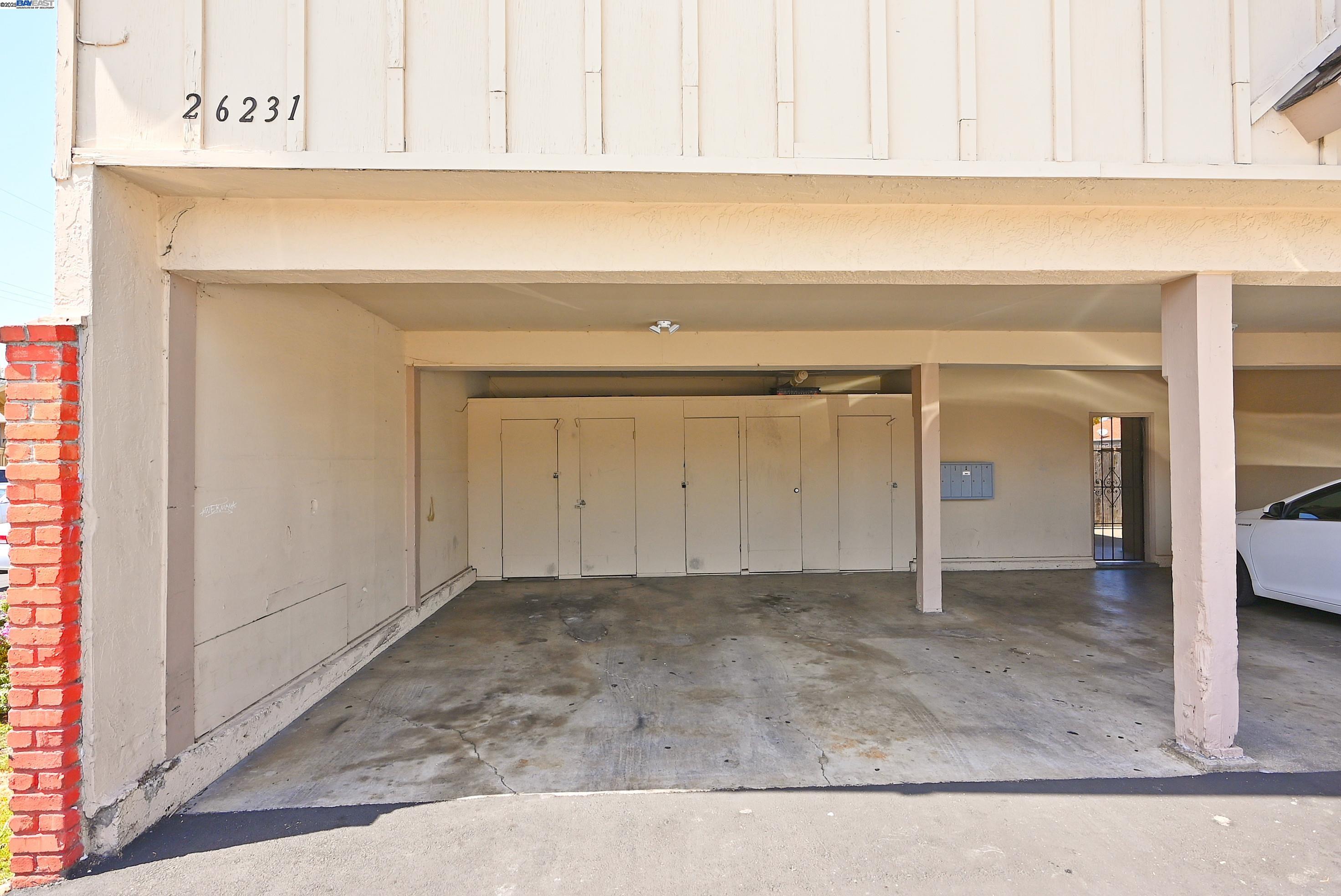 26231 Gamboa St