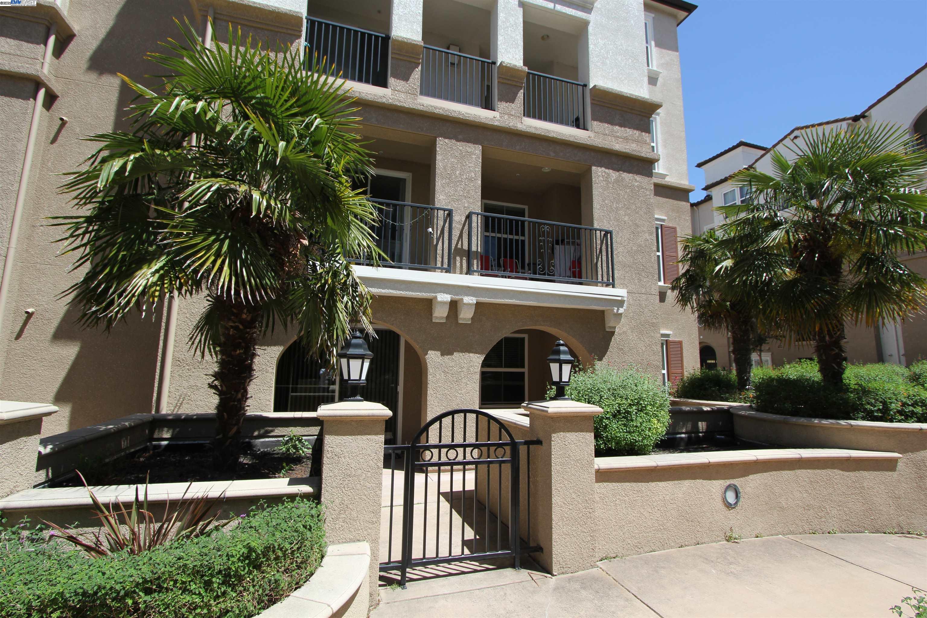 3360 MAGUIRE WAY # 139